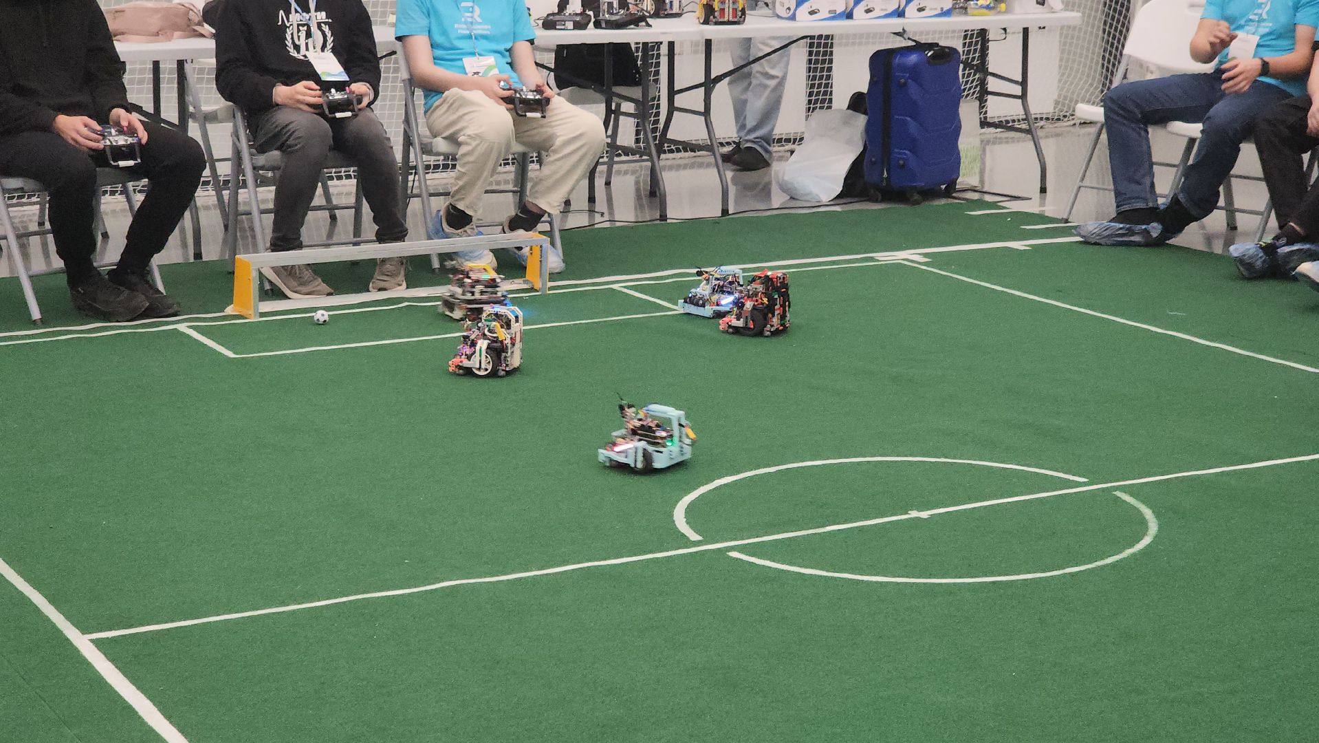 долгопрудный, технопарк физтех-лицея, робототехника, FPV-футбол, VR-очки,