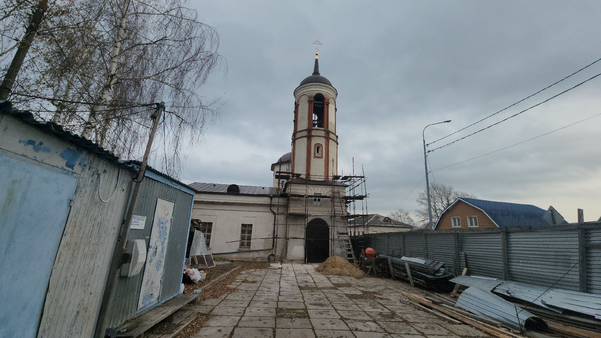 серпухов, реставрация храма, улица чернышевского, церковь Николая Чудотворца в Бутках, религия, вертикалки,