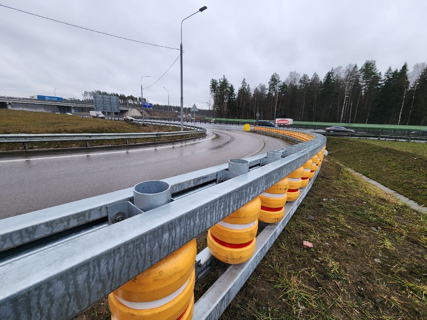 одинцово, цкад, минское шоссе, ограждение, инновации, эксперимент, вертикальное видео, вертикалка, автодор, дороги,