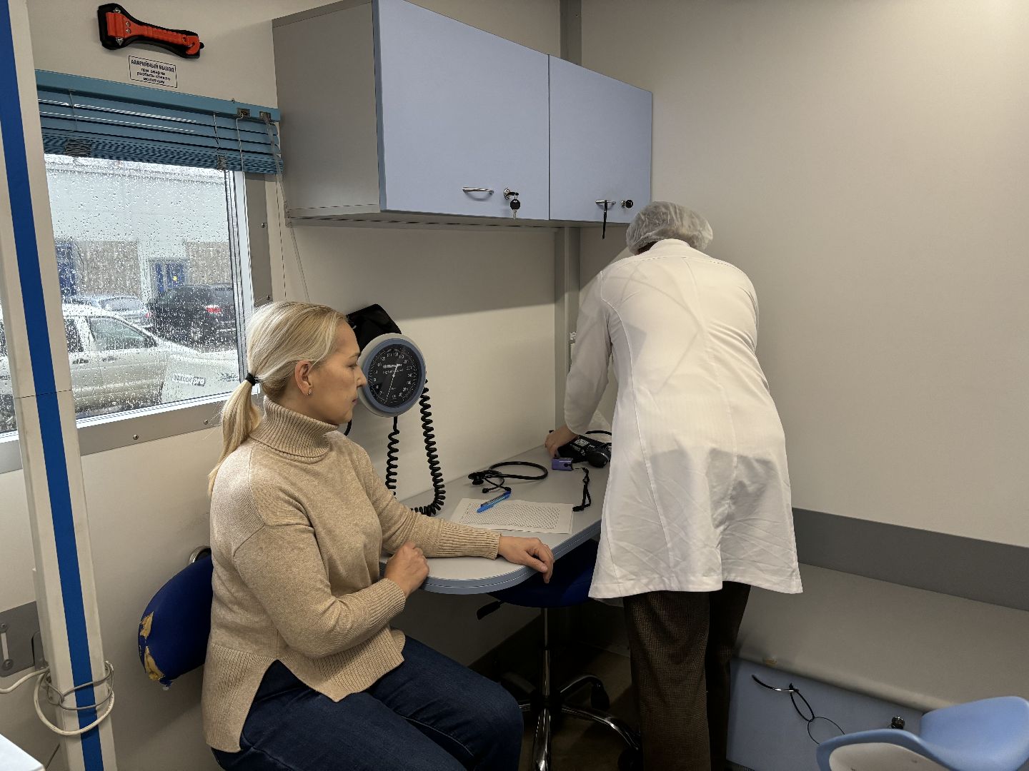 вакцинация, грипп, мобильный пункт вакцинации, Балашиха, Заря