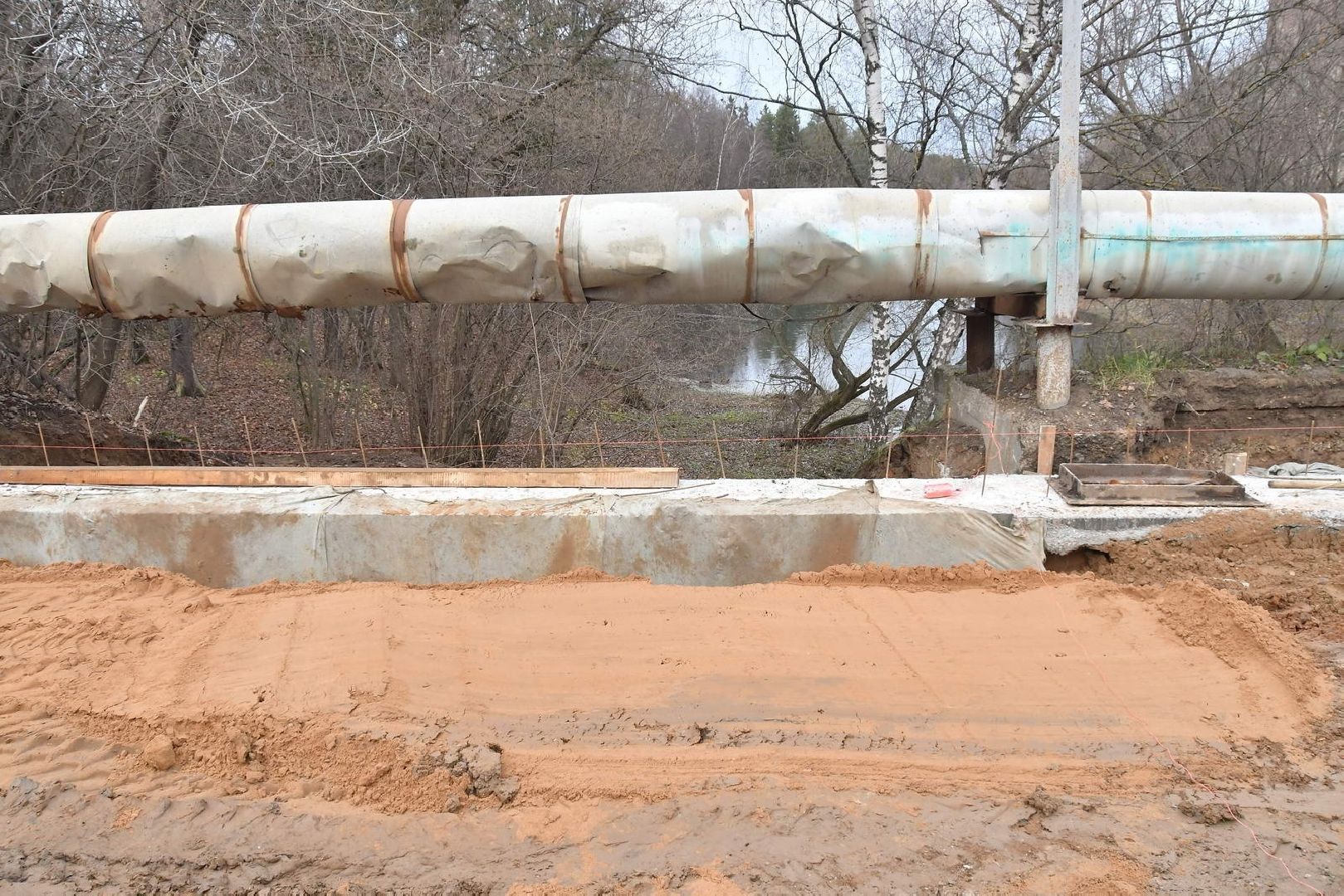 гидротехнические сооружения, власиха дамба ремонт, ремонт дамбы во Власихе, дамба Заозерная Власиха, ГТС власиха,вертикалка, вертикальное видео,