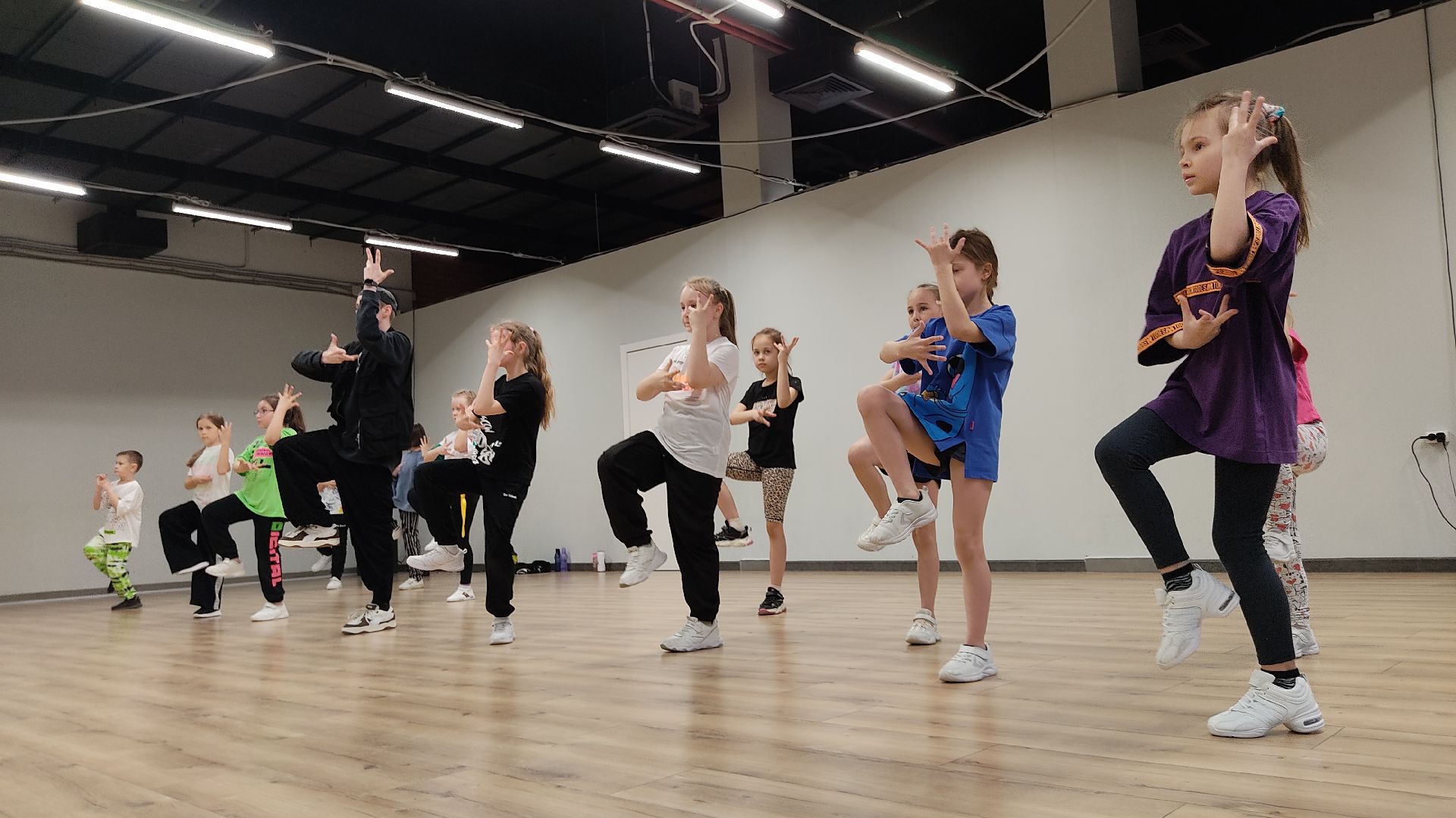 Лобня, образование, танцы