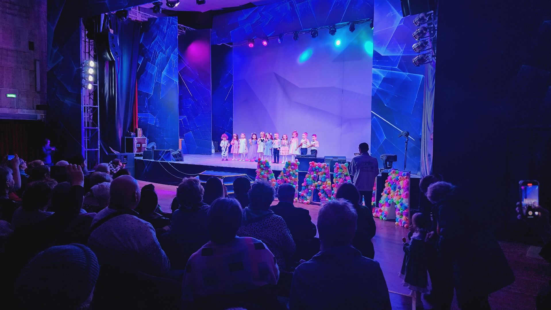 день мамы, День матери, мкц победа, Домодедово, Подмосковье, многодетная мама, многодетная семья, Культура, Материнство, Концерт,