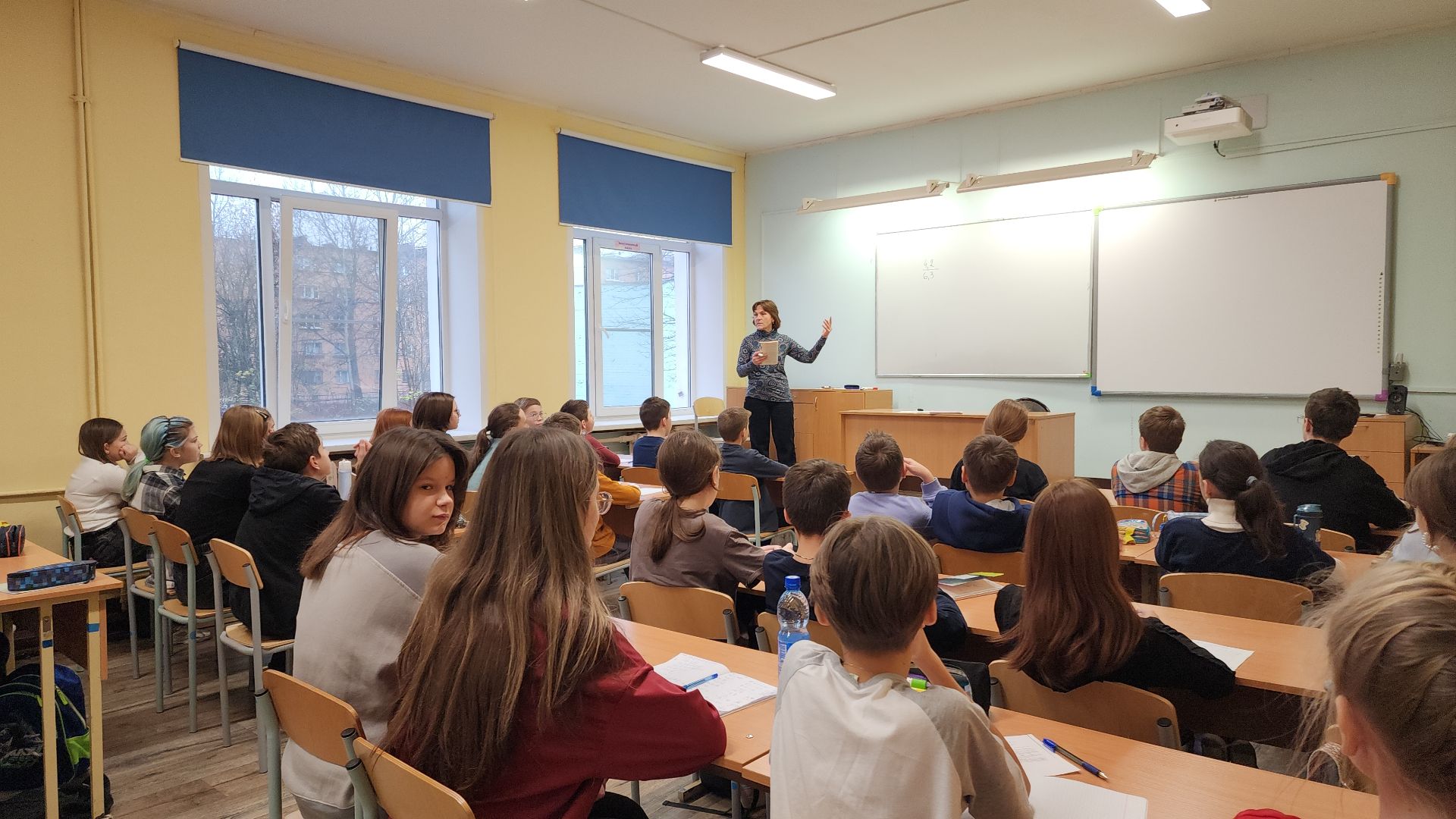 день мамы, электросталь, мой город, жители города, директор, многодетная мама, многодетная семья, многодетная мать, лицей 8, образование в подмосковье, образование электросталь, вертикалка, вертикальное видео,