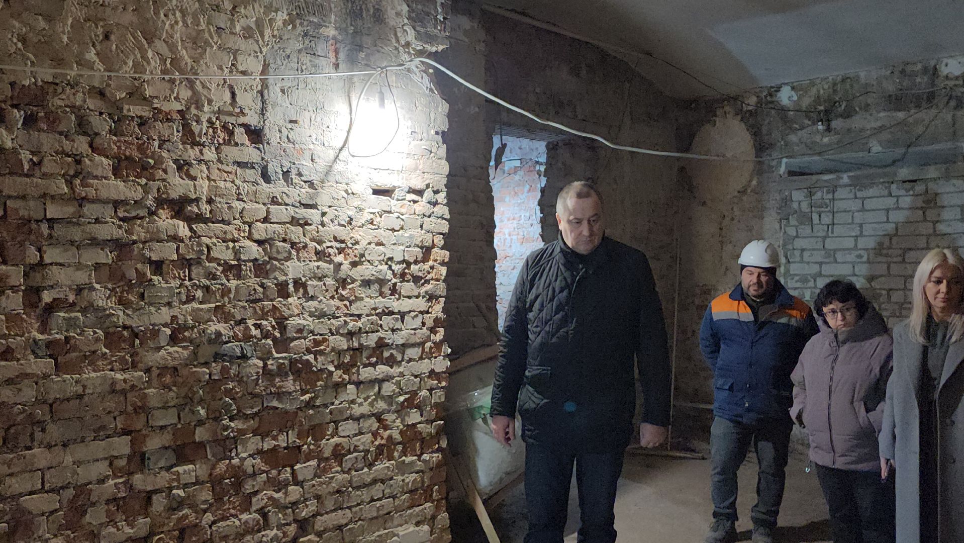 серпухов, дк исток, демонтажные работы, вывоз строительного мусора, улица красный текстильщик, вертикалки,