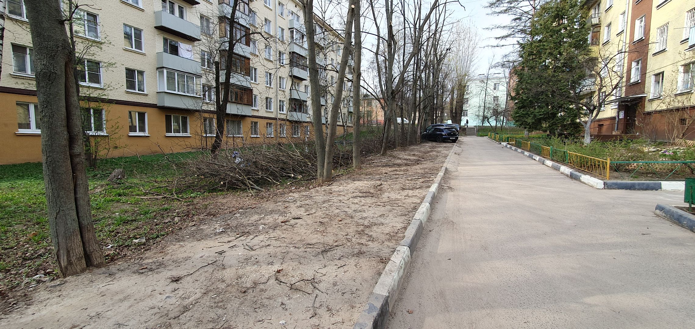 благоустройство, безопасность, обрезка крон, Дзержинский