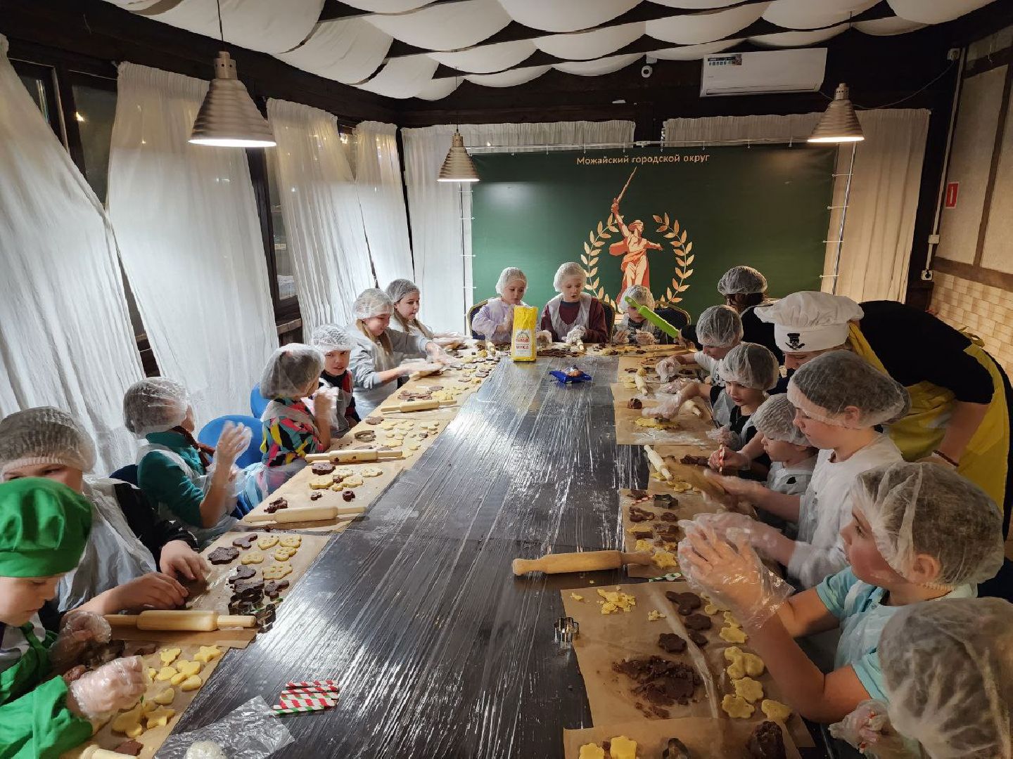 можайск, можайский городской округ, подмосковье, спецоперация, сво, жены и матеря военнослужащих, день матери, праздник, власть, поздравления, поддержка, Комитет семей воинов Отечества Можайского округа,