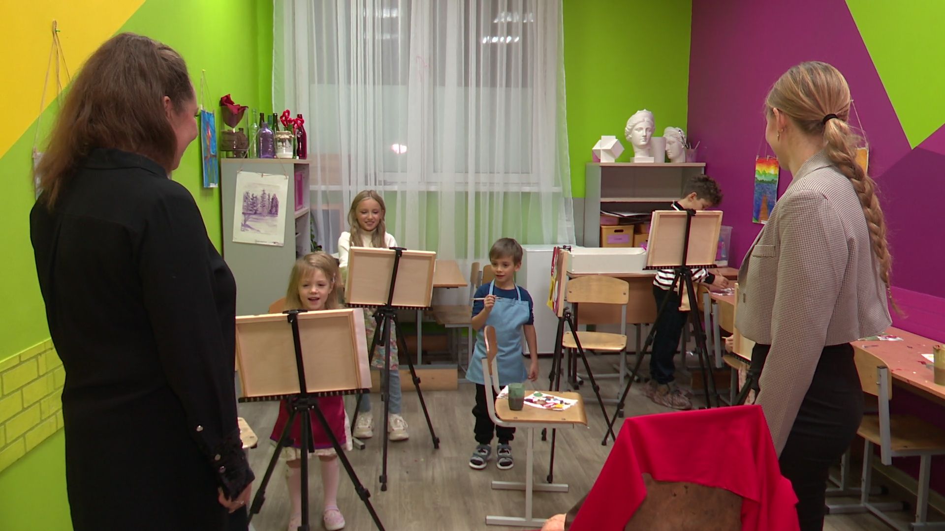 Реутов, вертикалки, День матери, студия ласточка, танцы, рисование, Мария Сарайкина,