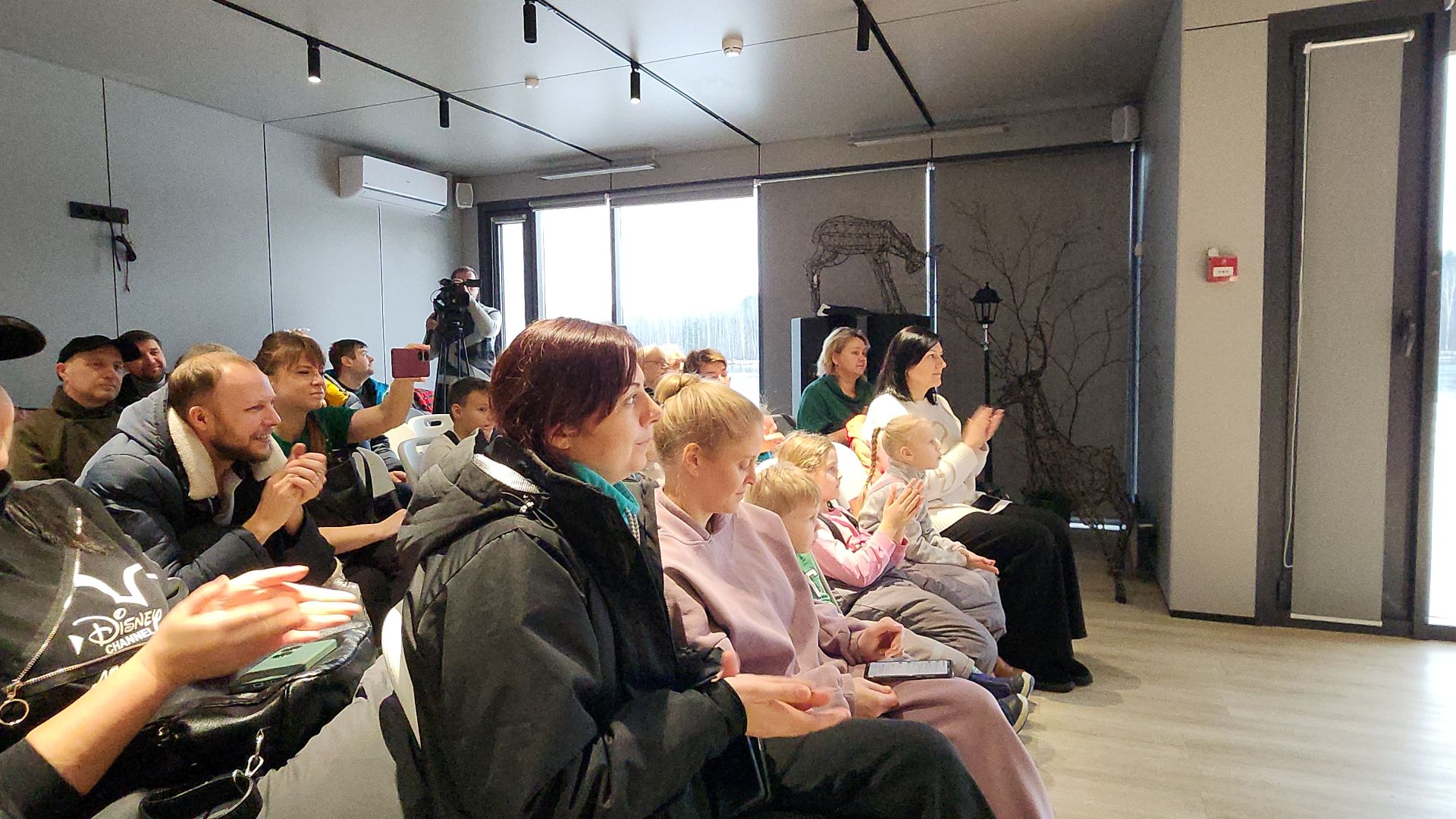 день матери, день мамы, праздник, концерт, парк авангард, парки подмосковья,