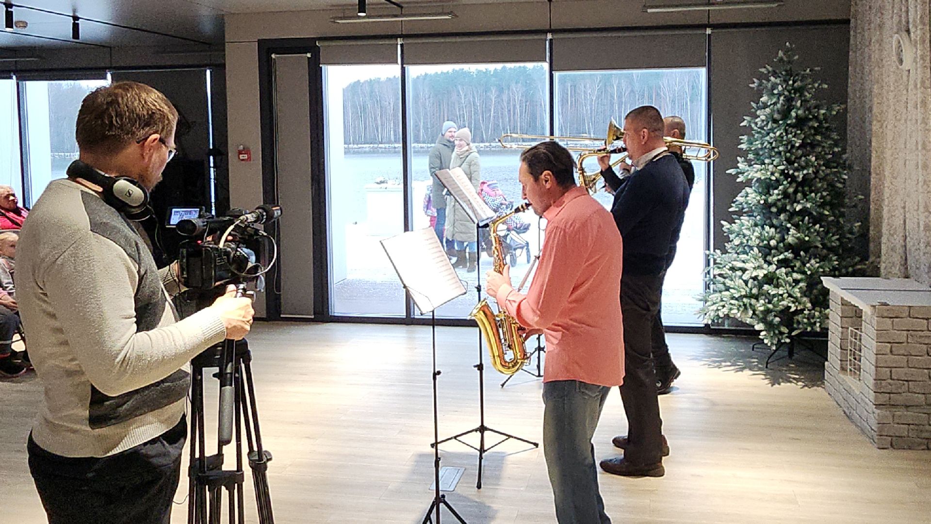 день матери, день мамы, праздник, концерт, парк авангард, парки подмосковья,