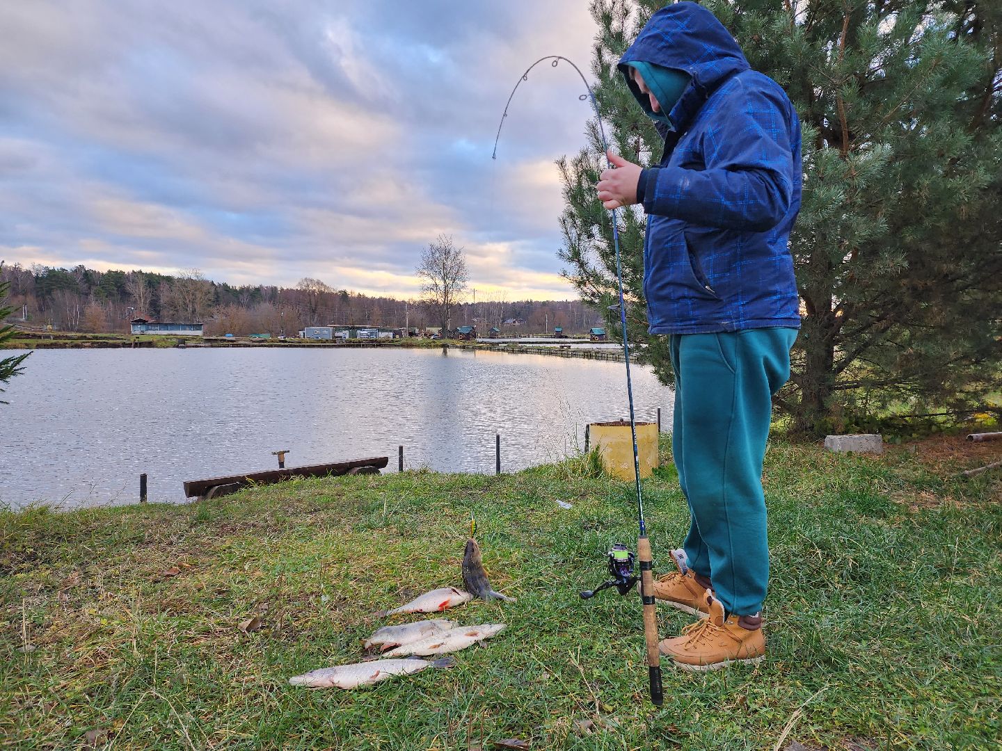 раменское, туризм, платная рыбалка, рыболовный клуб гжелка,