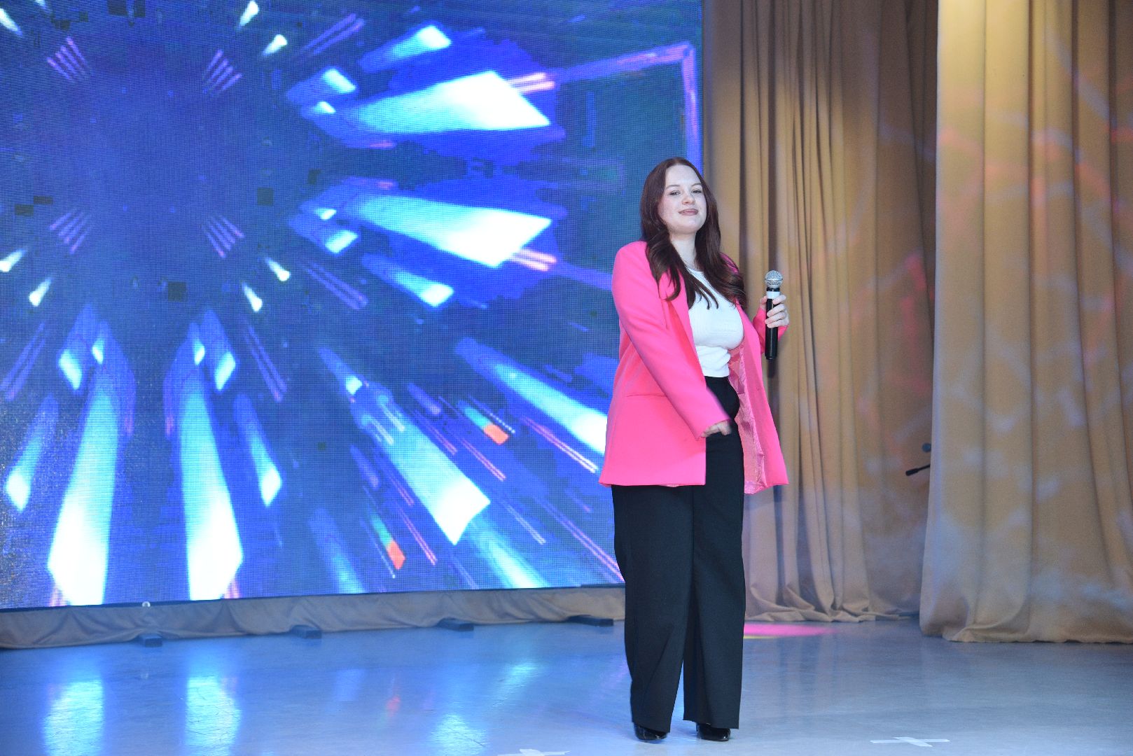 лотошино, лотошинский цдк, день матери, концерт, праздник,