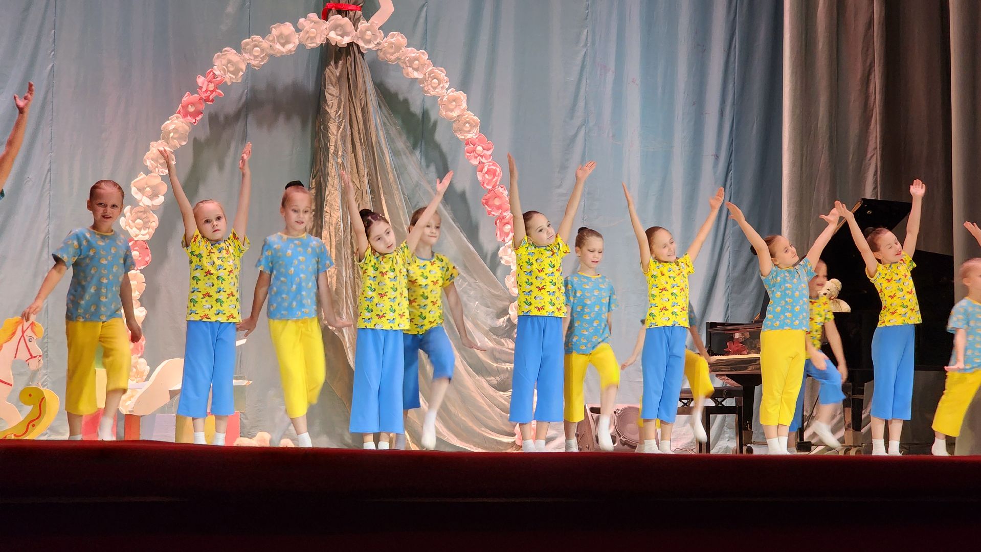 День матери, концерт, Центр культуры Акрихин, Старая Купавна, Богородский городской округ,