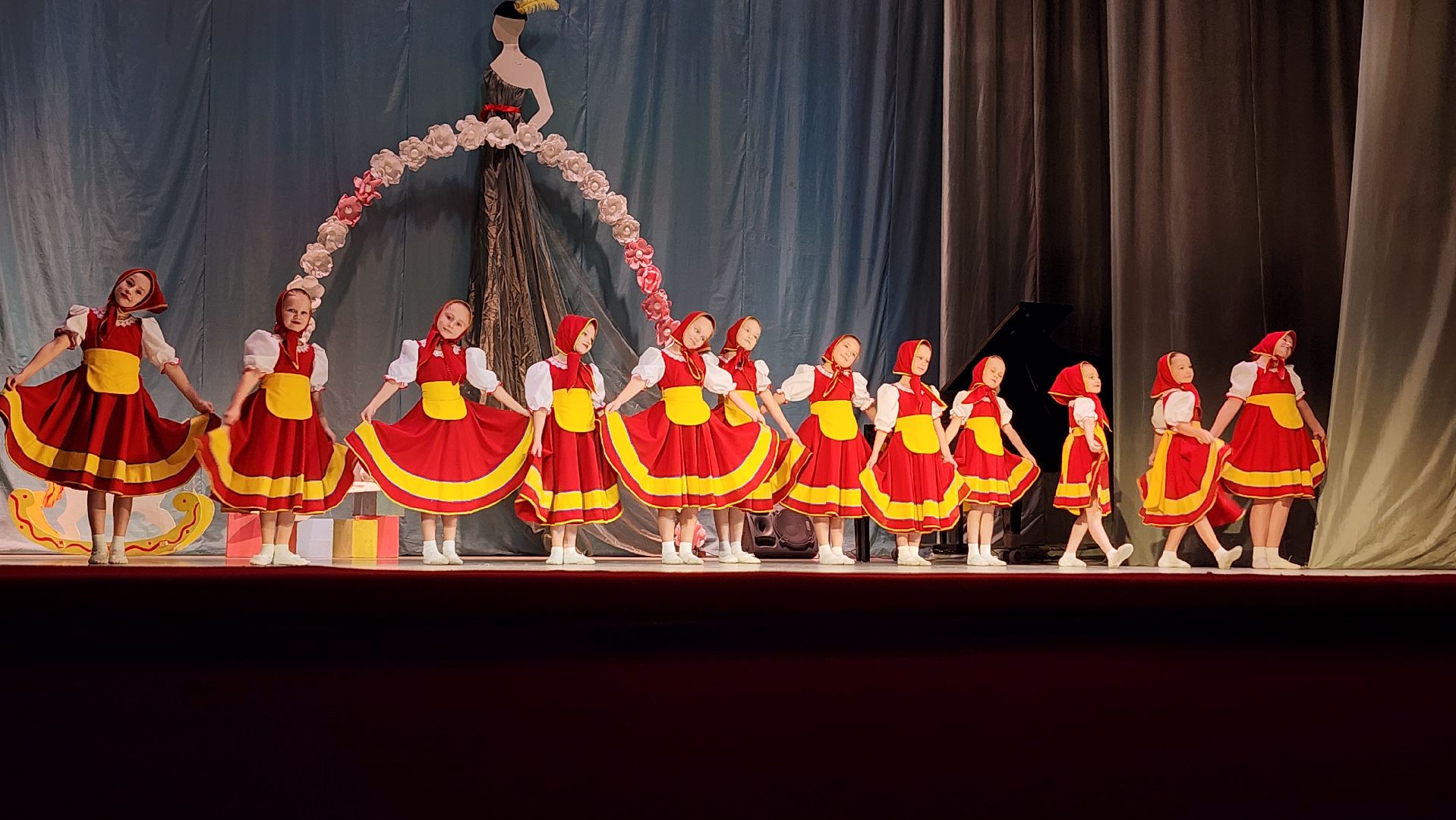 День матери, концерт, Центр культуры Акрихин, Старая Купавна, Богородский городской округ,