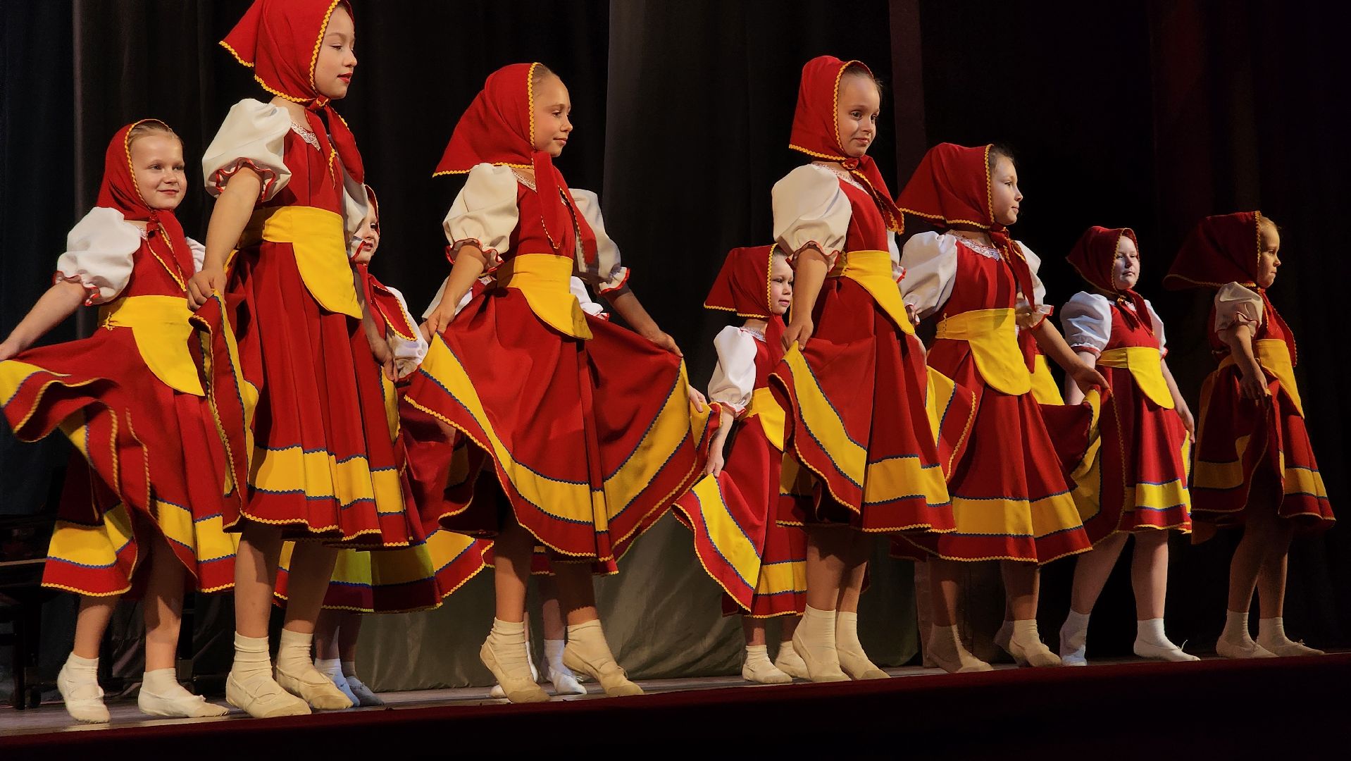 День матери, концерт, Центр культуры Акрихин, Старая Купавна, Богородский городской округ,