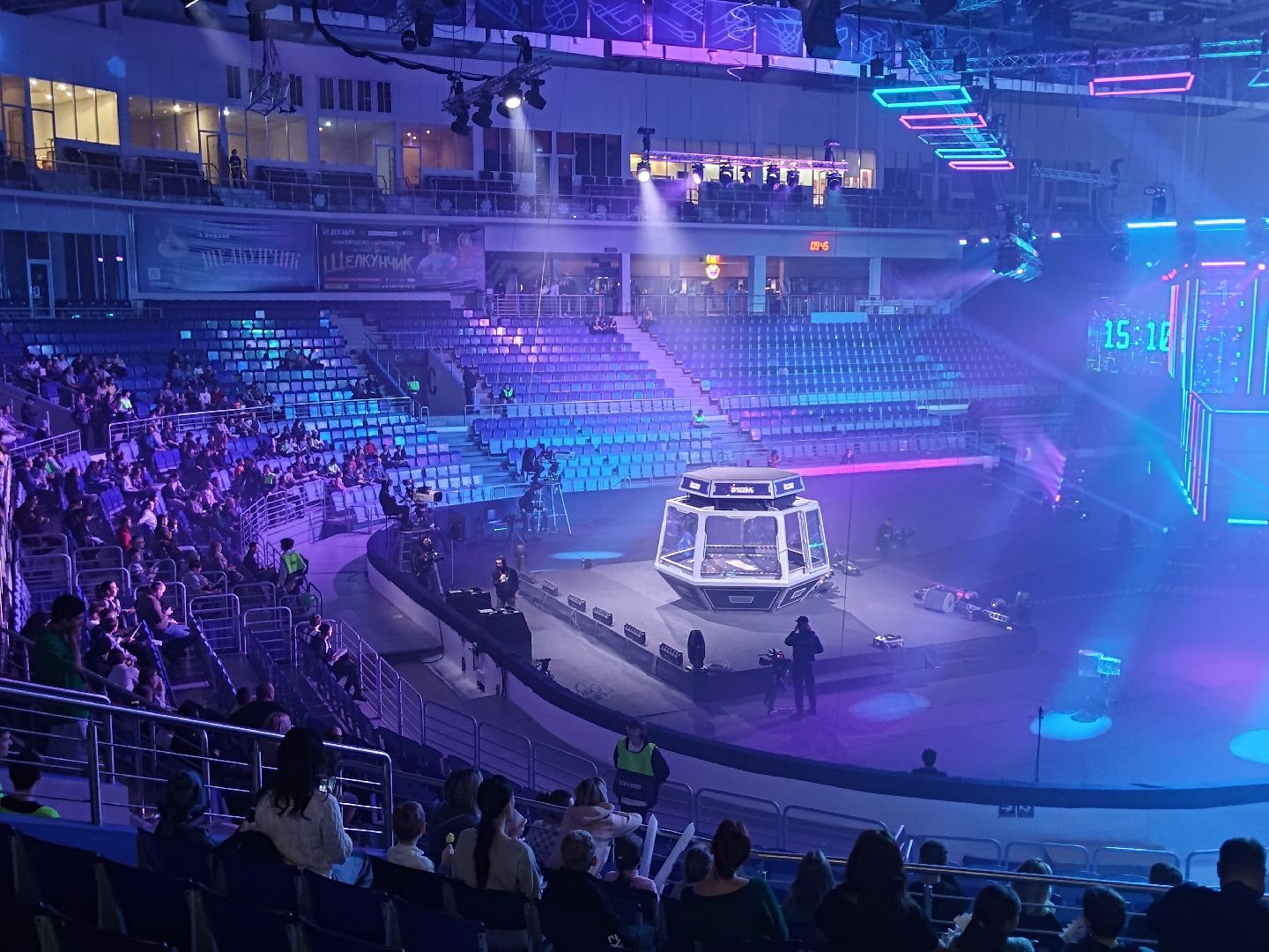Вертикалки, мытищи, ледовая арена, битва роботов,