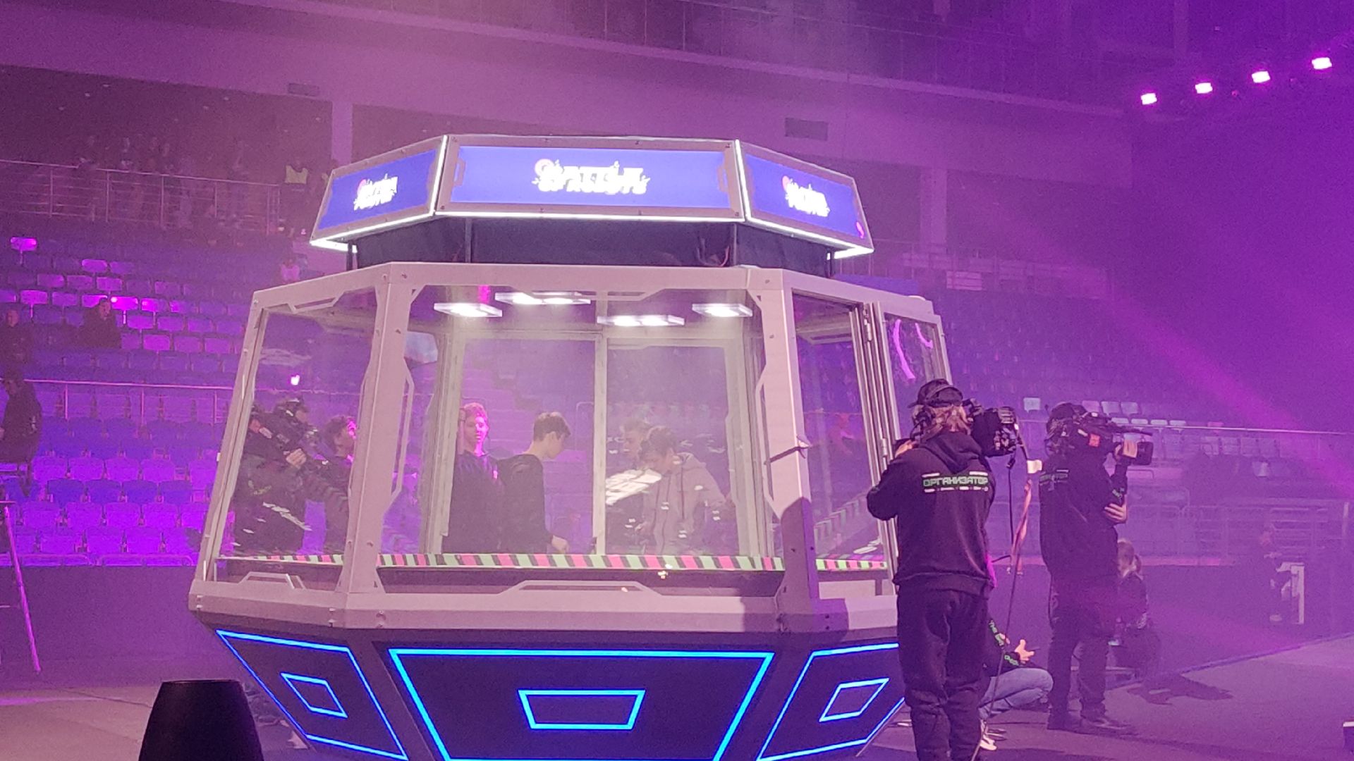 Вертикалки, мытищи, ледовая арена, битва роботов,