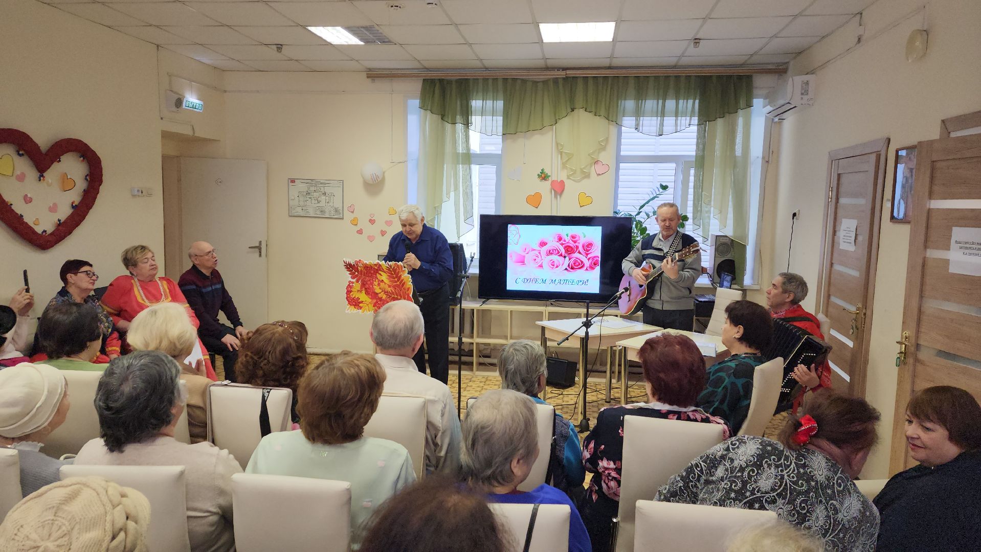 вертикалки, пушкино, центр социального обслуживания, концерт, день матери,песни,активное долголетие,получатели социальных услуг,