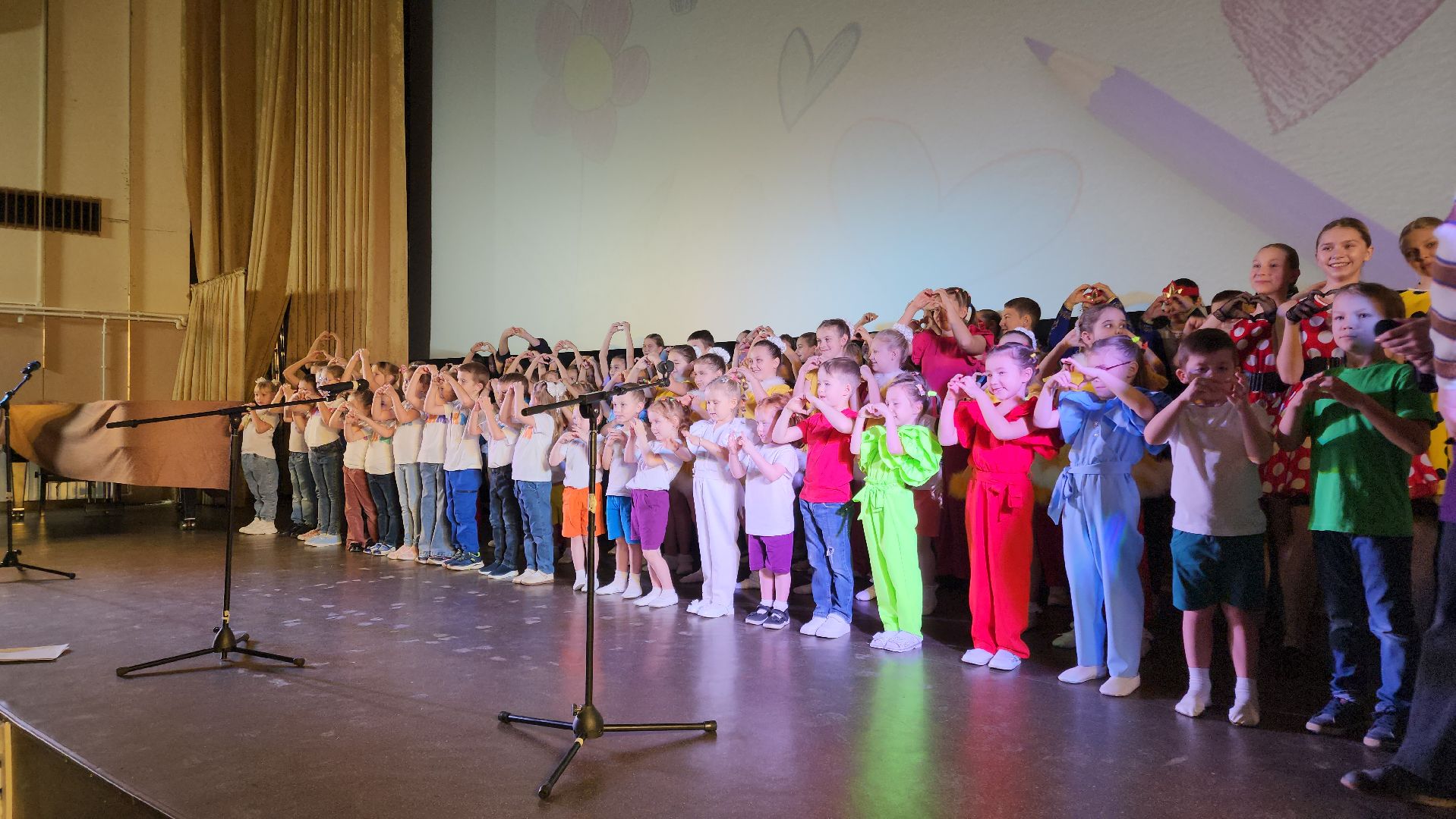 Черноголовка, День матери, Детский концерт,