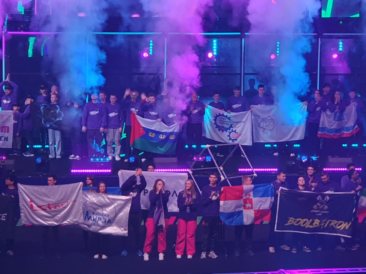 вертикалки, мытищи, арена мытищи, роботы, битва роботов,