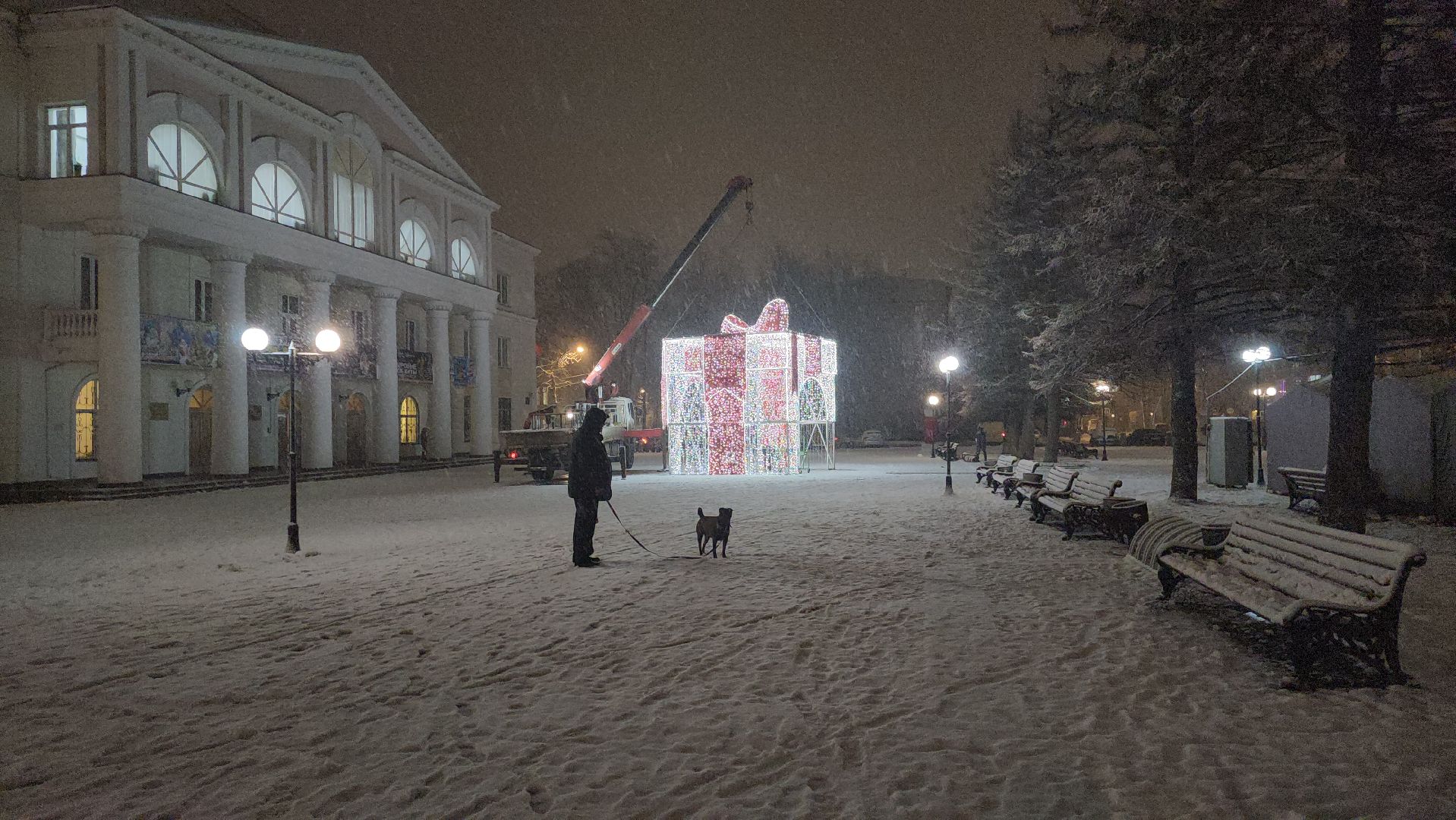 долгопрудный, площадь собина, новый год, инсталляции, елки, ледяной городок, вертикалки,