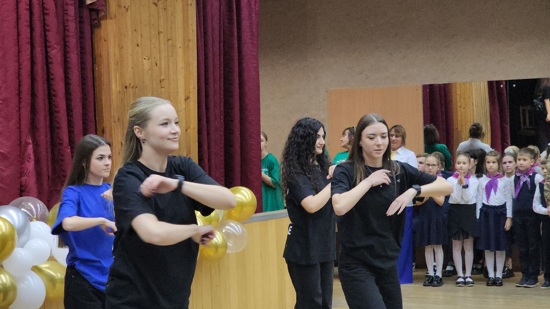 долгопрудный, 13-я гимназия, школьные династии, рейтинг RAEX,