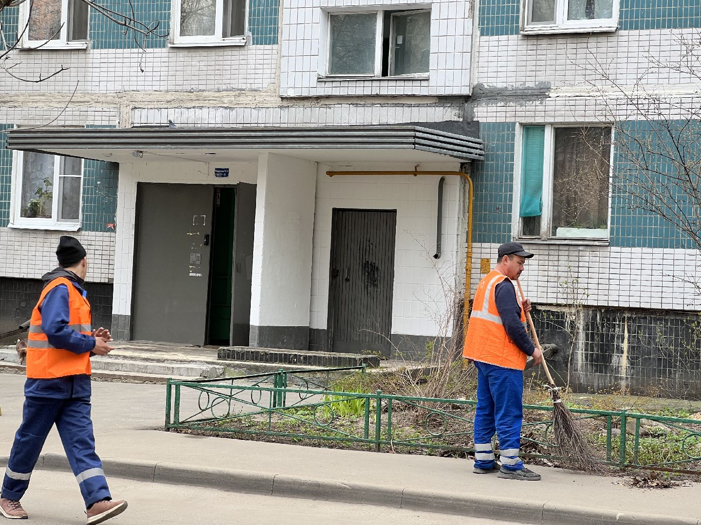 Химки, двор, субботник, благоустройство