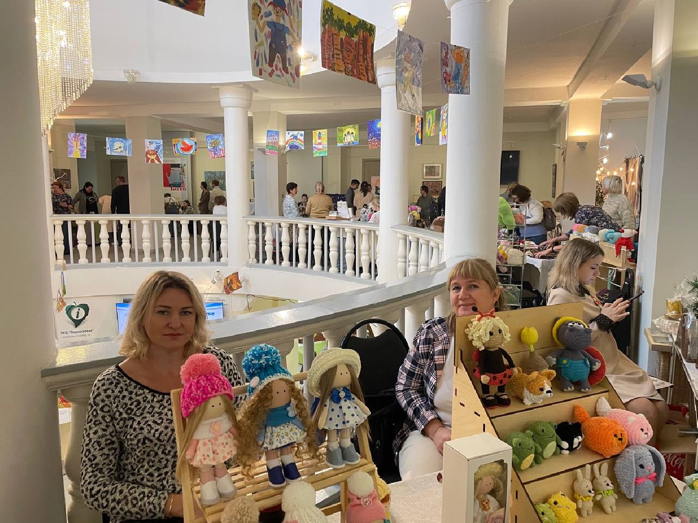 дмитров, фонд дело жизни, день матери, вертикалки,