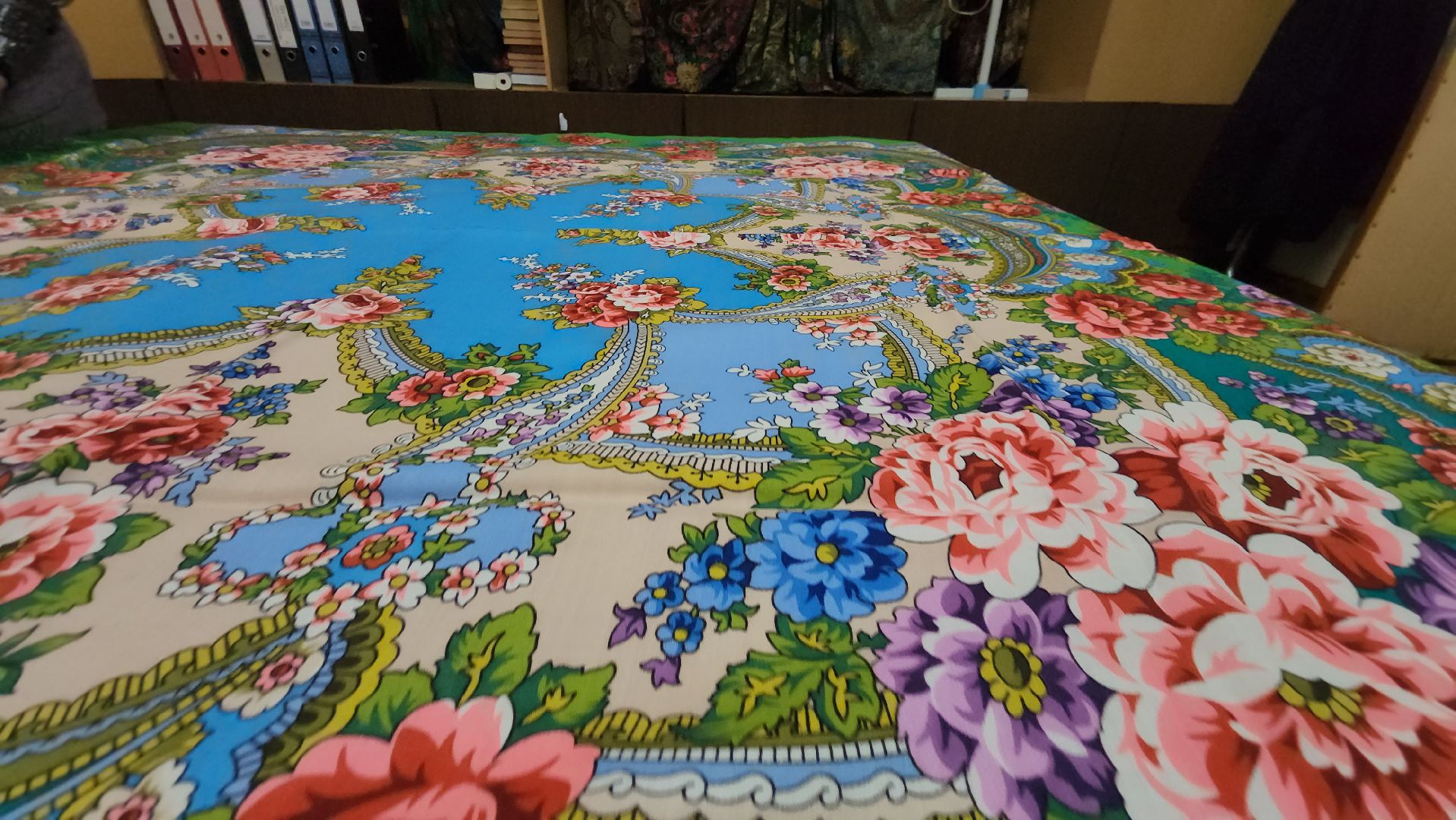 Павловский Посад, городской округ павловский посад, павловопосадские платка, платочная мануфактура, экономика, общество, коллекция,вертикалка, вертикальное видео,