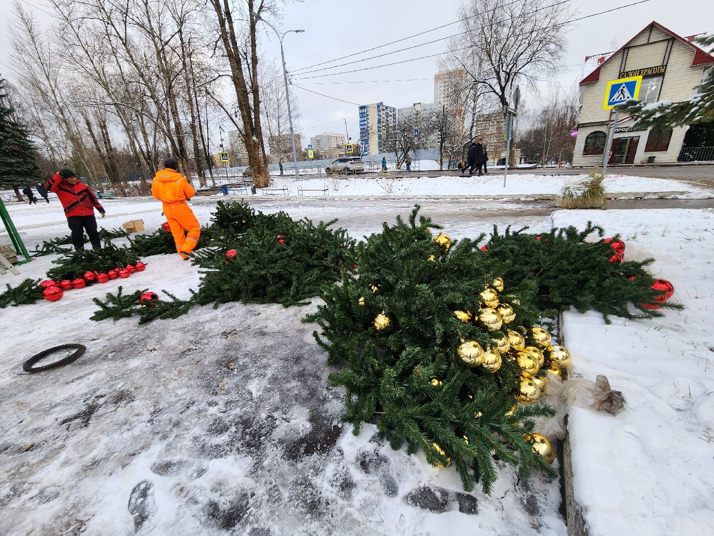 одинцово, благоустройство, новый год, елка, вертикалка, вертикальное видео,