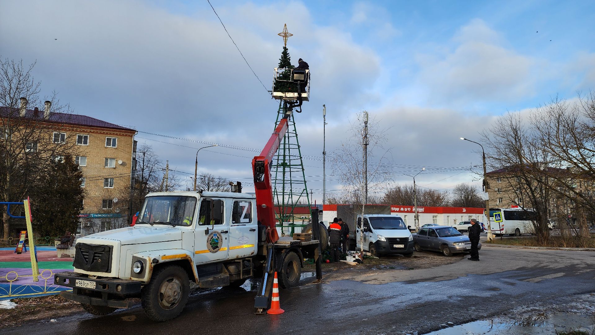 кашира, новогодняя елка, украшение города, вертикалки,