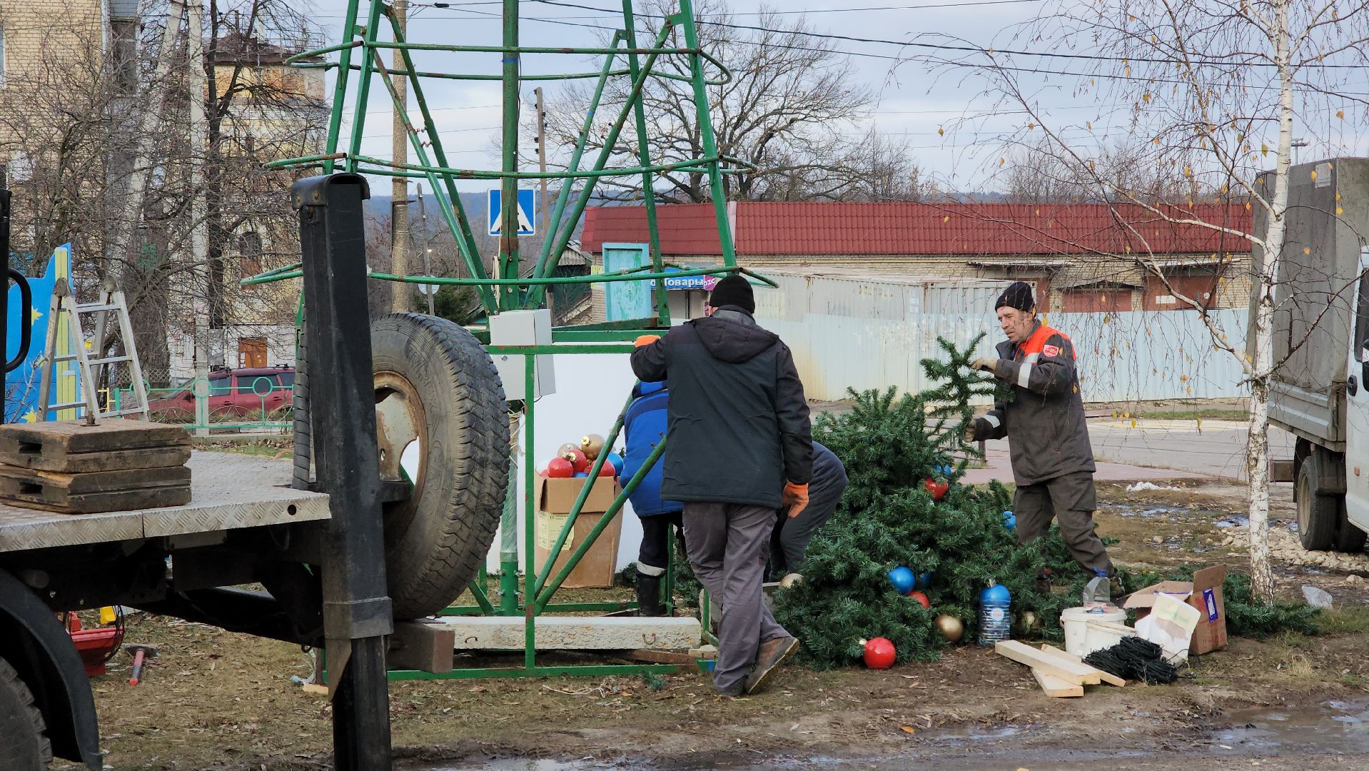 кашира, новогодняя елка, украшение города, вертикалки,
