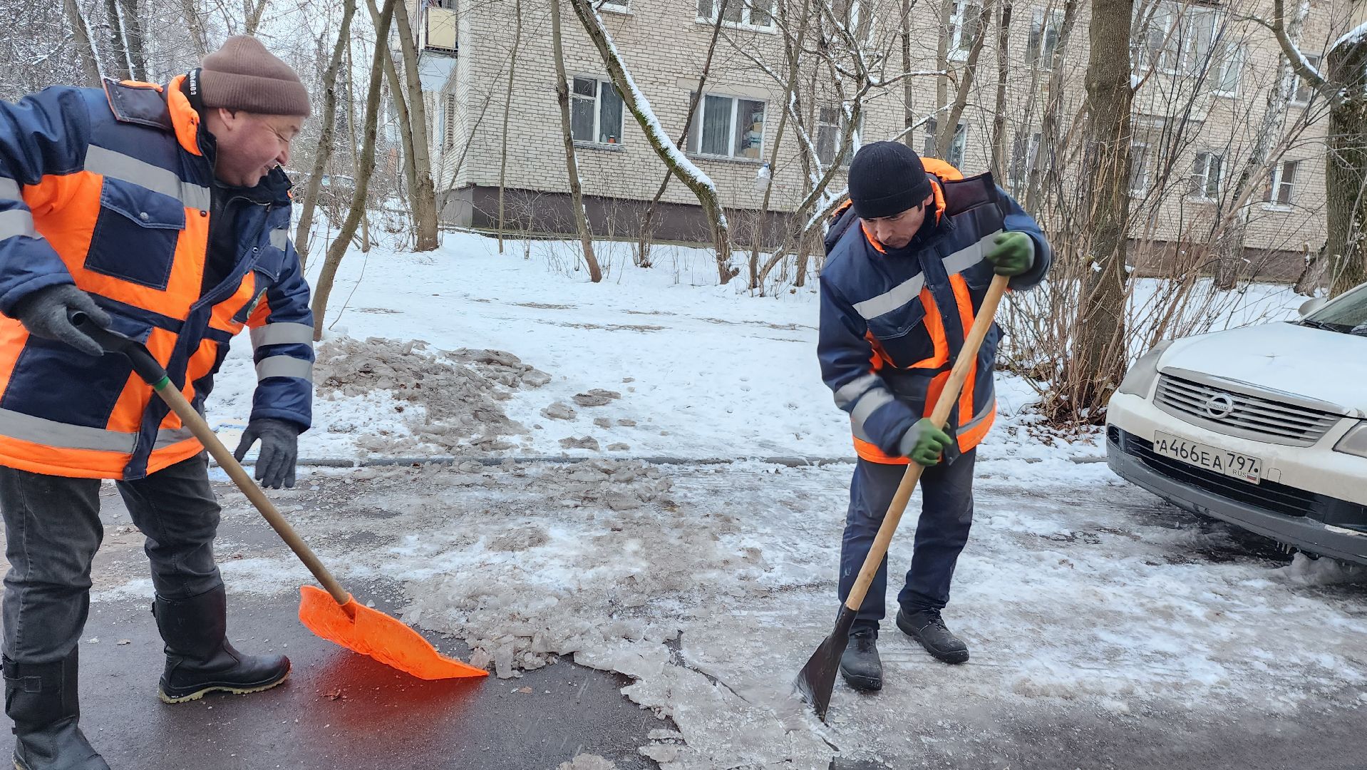 уборка территории, коммунальные служба, истра, вертикалки,