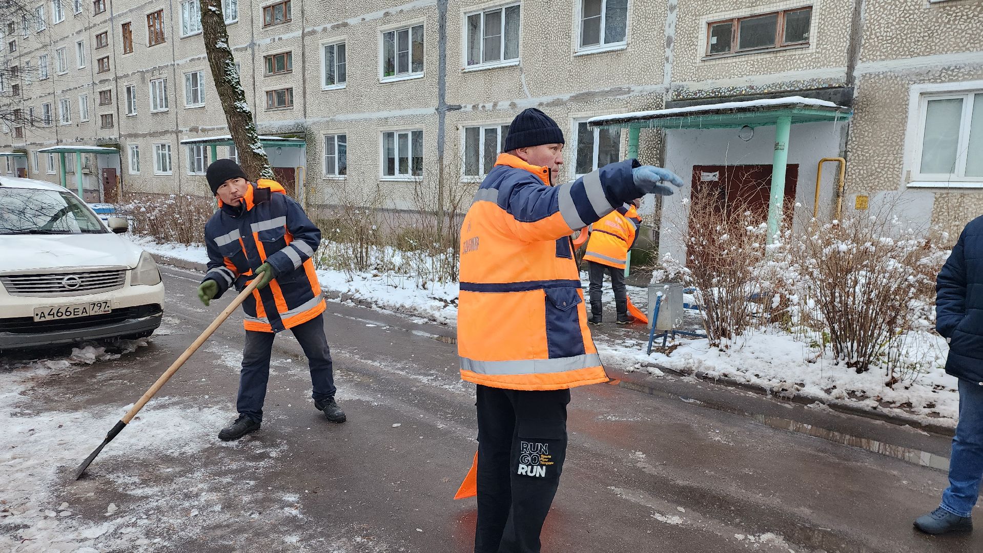 уборка территории, коммунальные служба, истра, вертикалки,