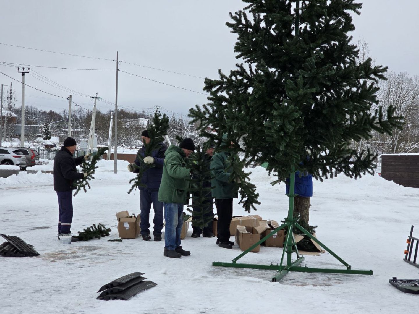 можайск, можайский городской округ, подмосковье, парк, парк ривьера, новый год, новогодние праздники, дед мороз, новогодняя ель, вертикалки,