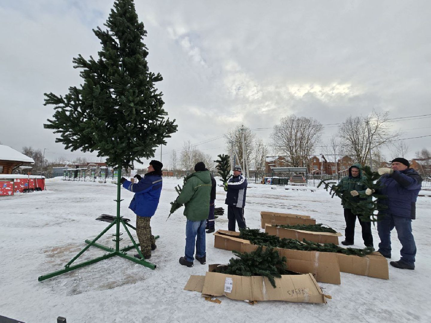 можайск, можайский городской округ, подмосковье, парк, парк ривьера, новый год, новогодние праздники, дед мороз, новогодняя ель, вертикалки,
