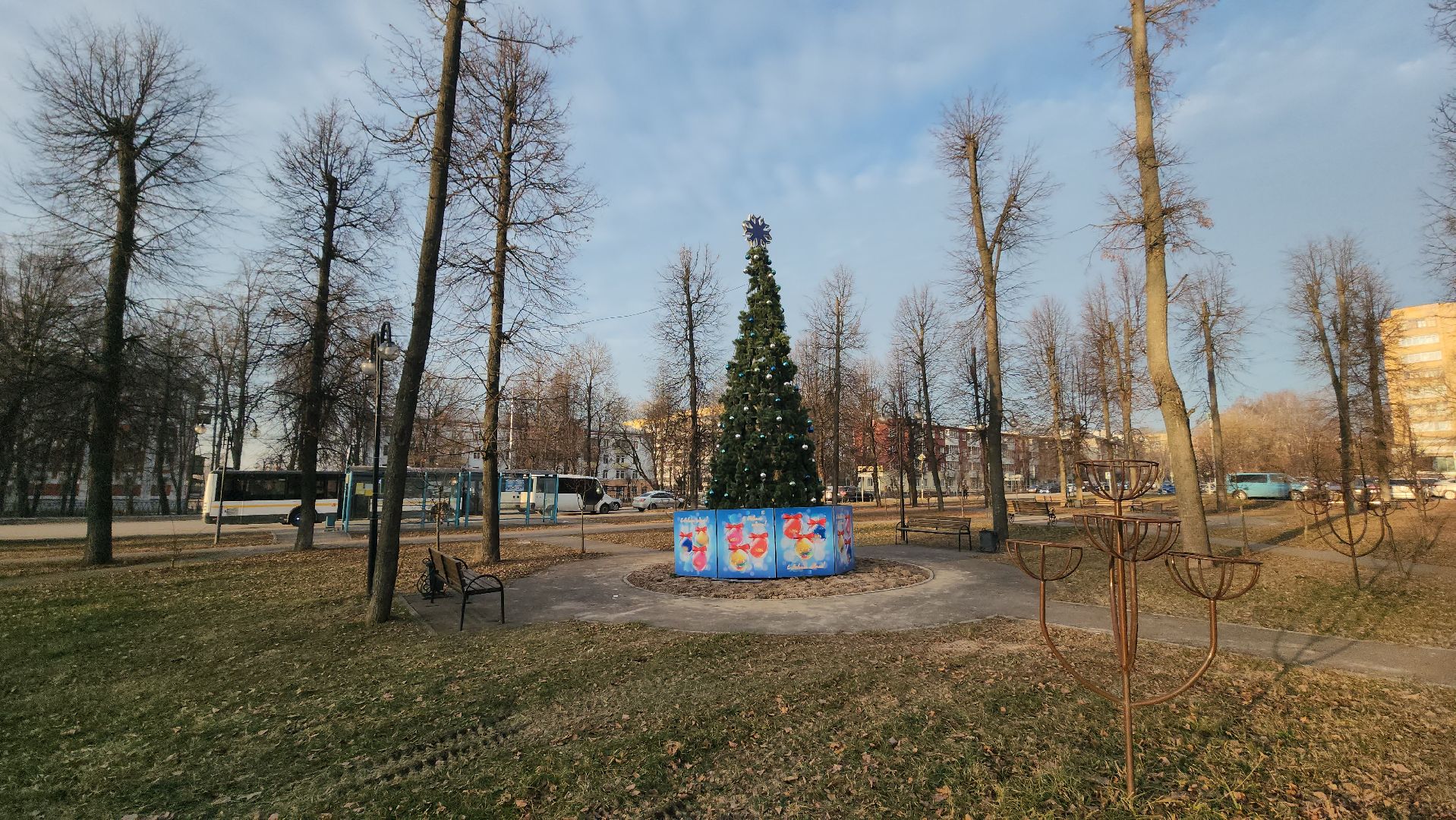 серпухов, екатерининский сквер, микрорайон владычная слобода, новогодняя елка, комбинат благоустройства, вертикалки,