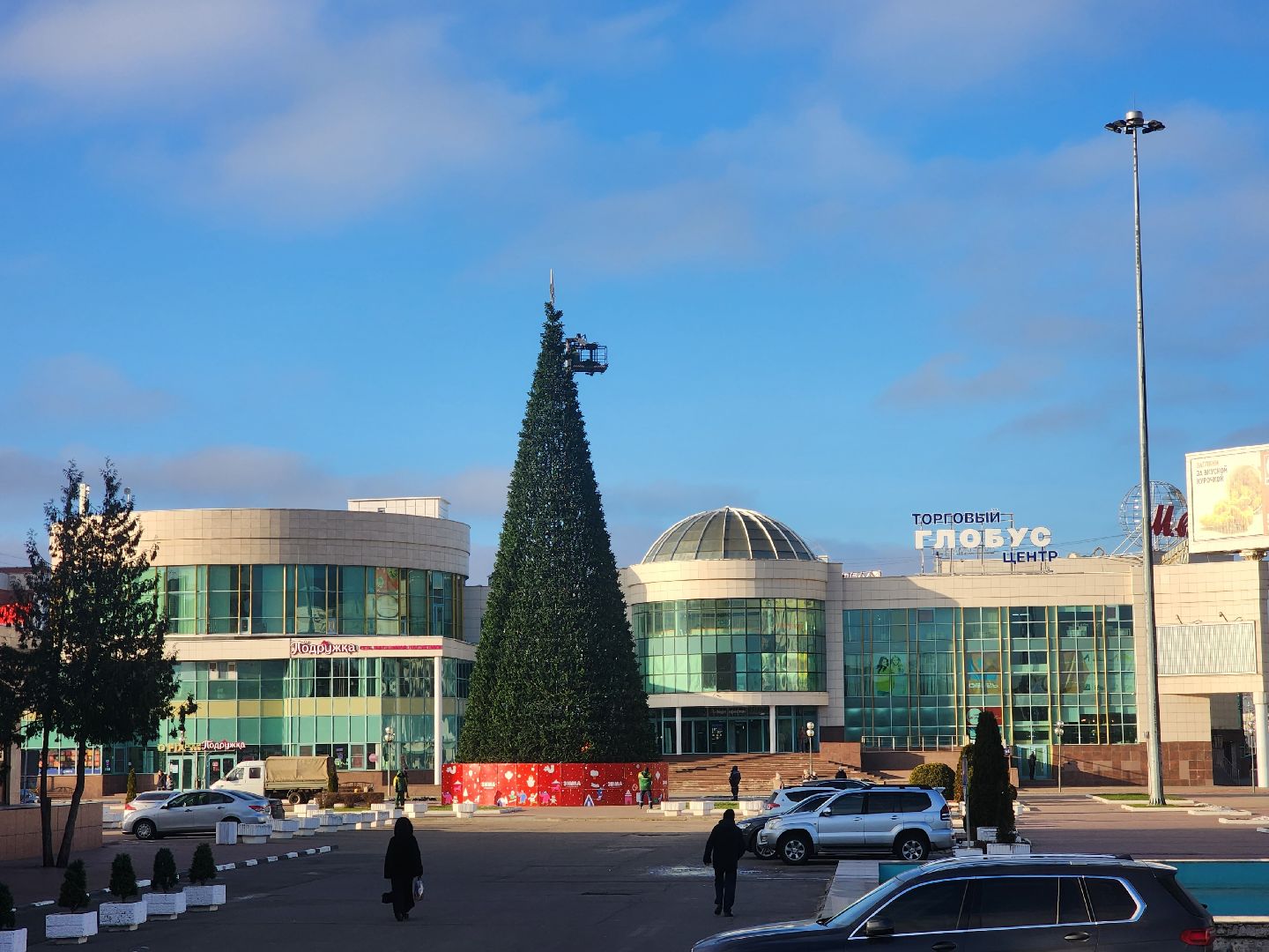 коломна, подготовка к новому году, новогодняя елка, украшение города к новому году,