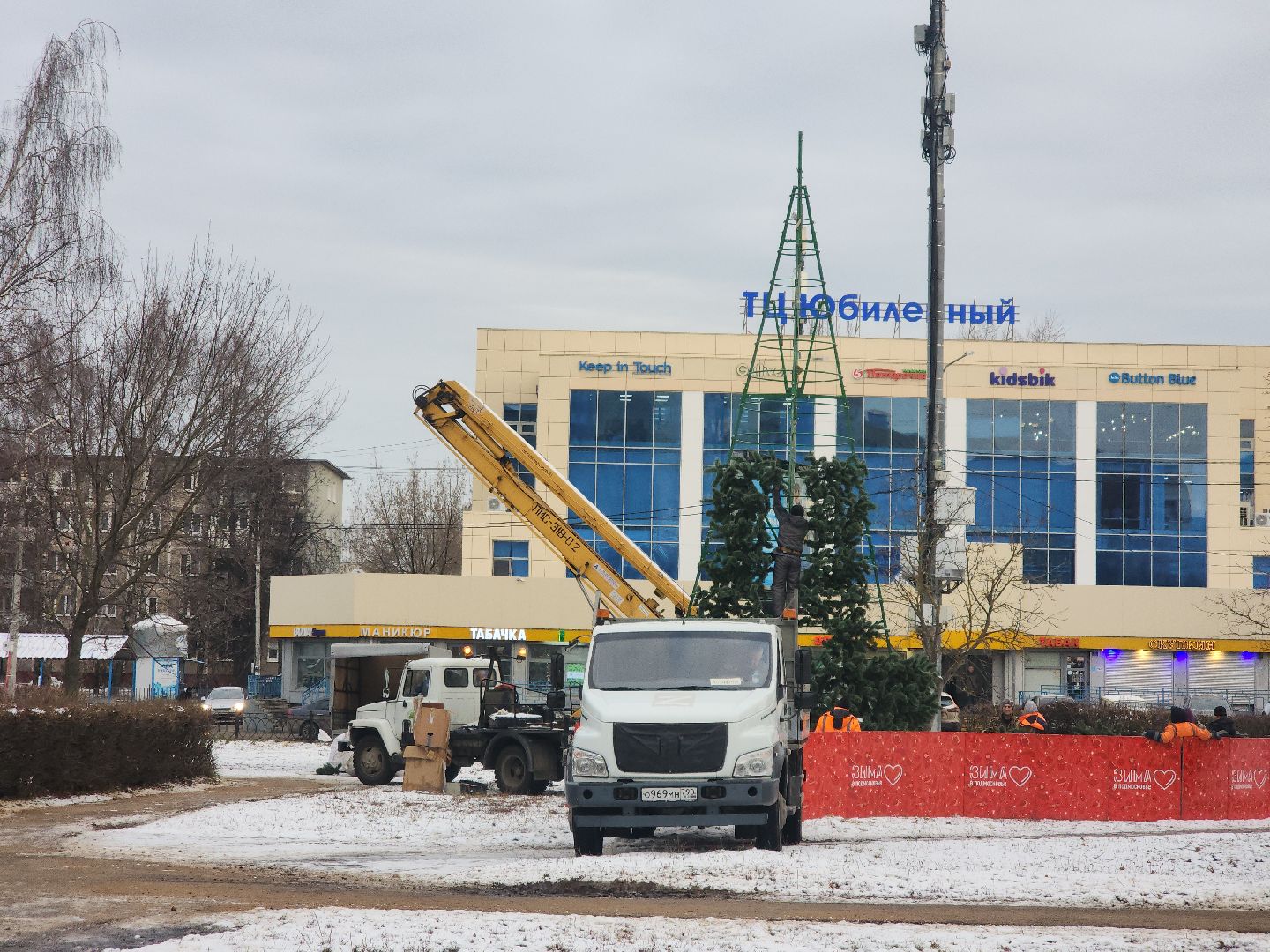 подольск, новый год, украшение города к новому году, новогодняя елка, вертикалки,