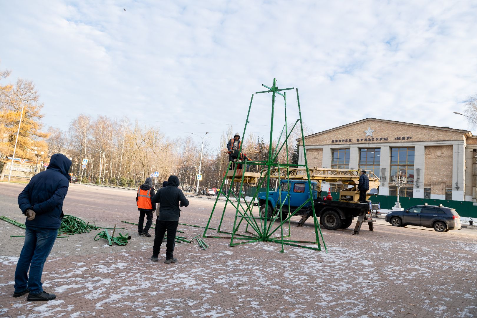 лыткарино, новогодняя ель, новогодняя елка, вертикалки,