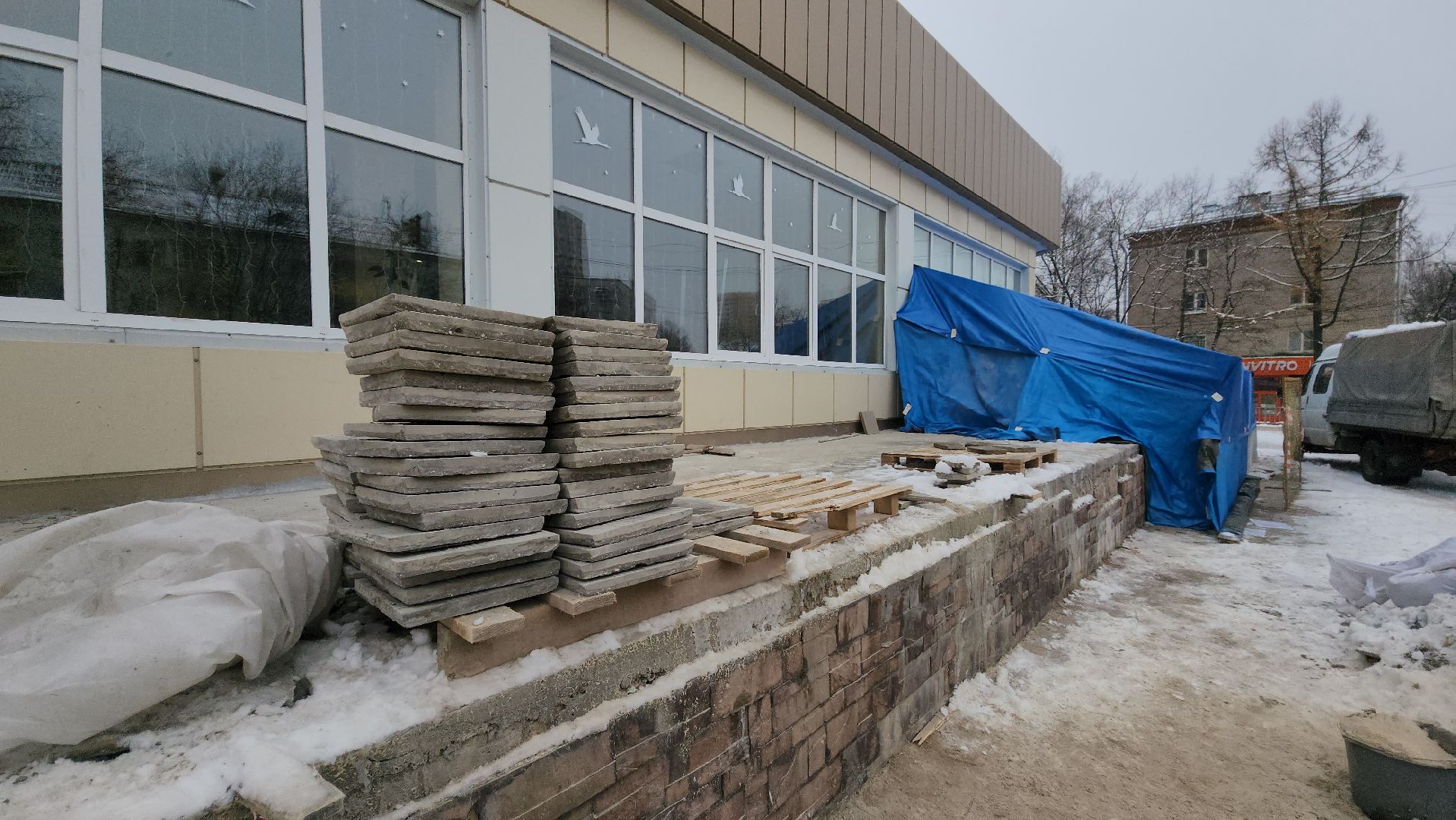 Ремонта лестницы, входная группа, дворец культуры, Лобня, вертикалки,