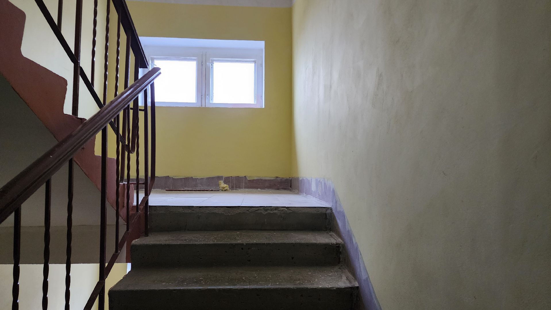 Бронницы, Ремонт подъездов, Ремонт подъездов на Центральной, Косметический ремонт подъездов, Вертикалка, Вертикальное видео,