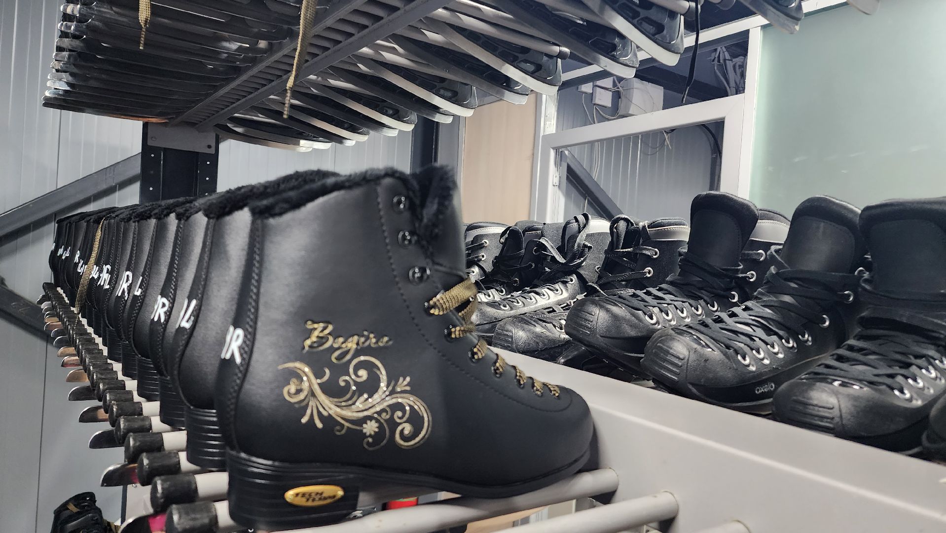 Зима в Подмосковье, Домодедово, Прокат коньков, Искусственный лед, Парк Елочки, Открытие катка, Центральный парк, вертикалки,