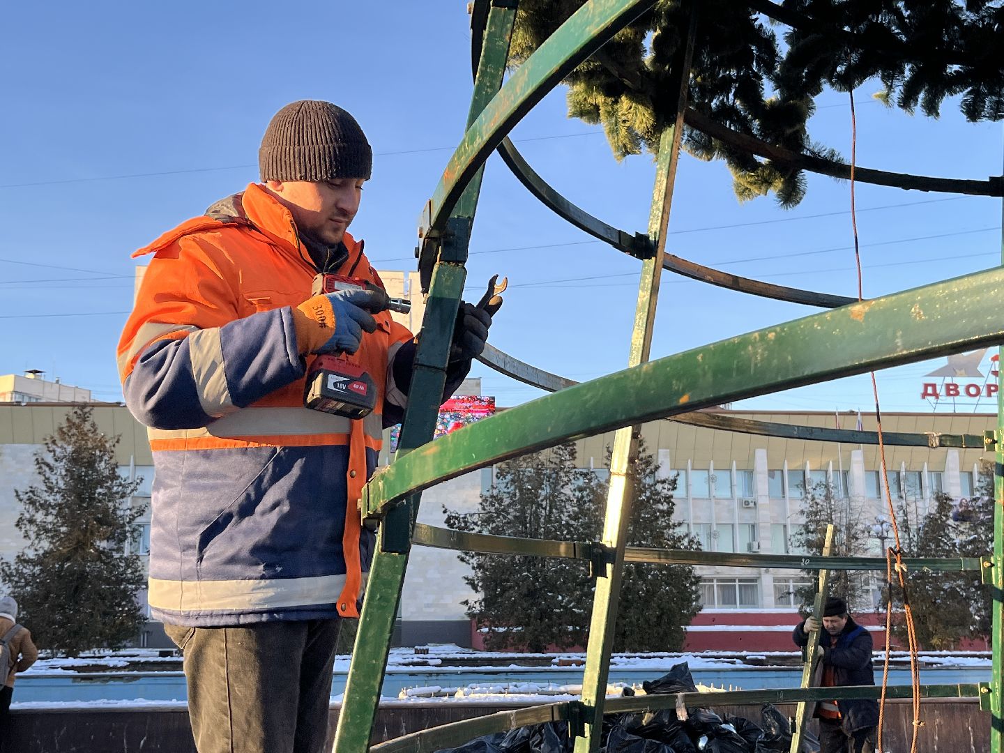 вертикальное видео, наро-фоминск, наро-фоминский городской округ, новый год, елка,вертикалка