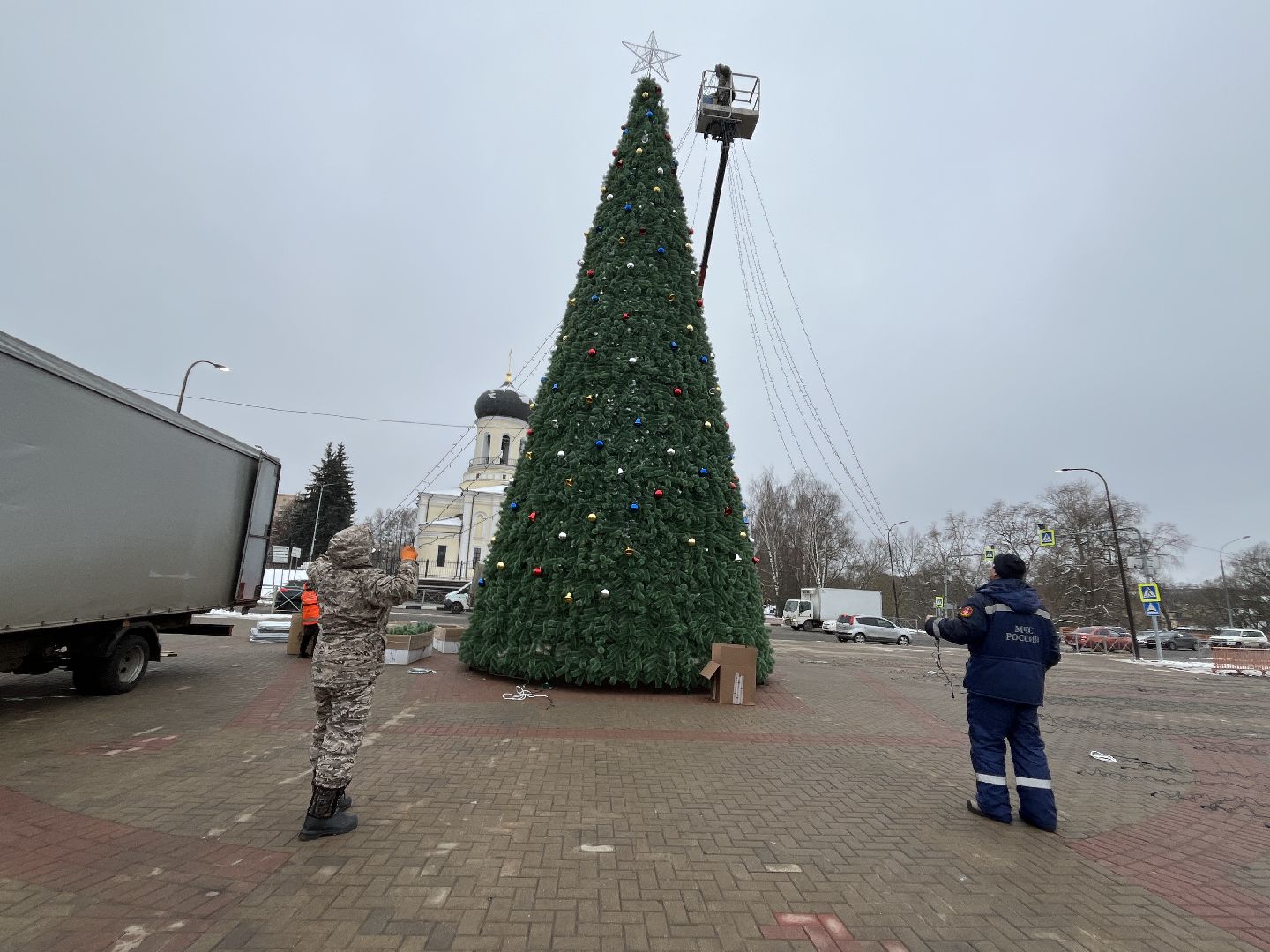 вертикальное видео, наро-фоминск, наро-фоминский городской округ, новый год, елка,вертикалка