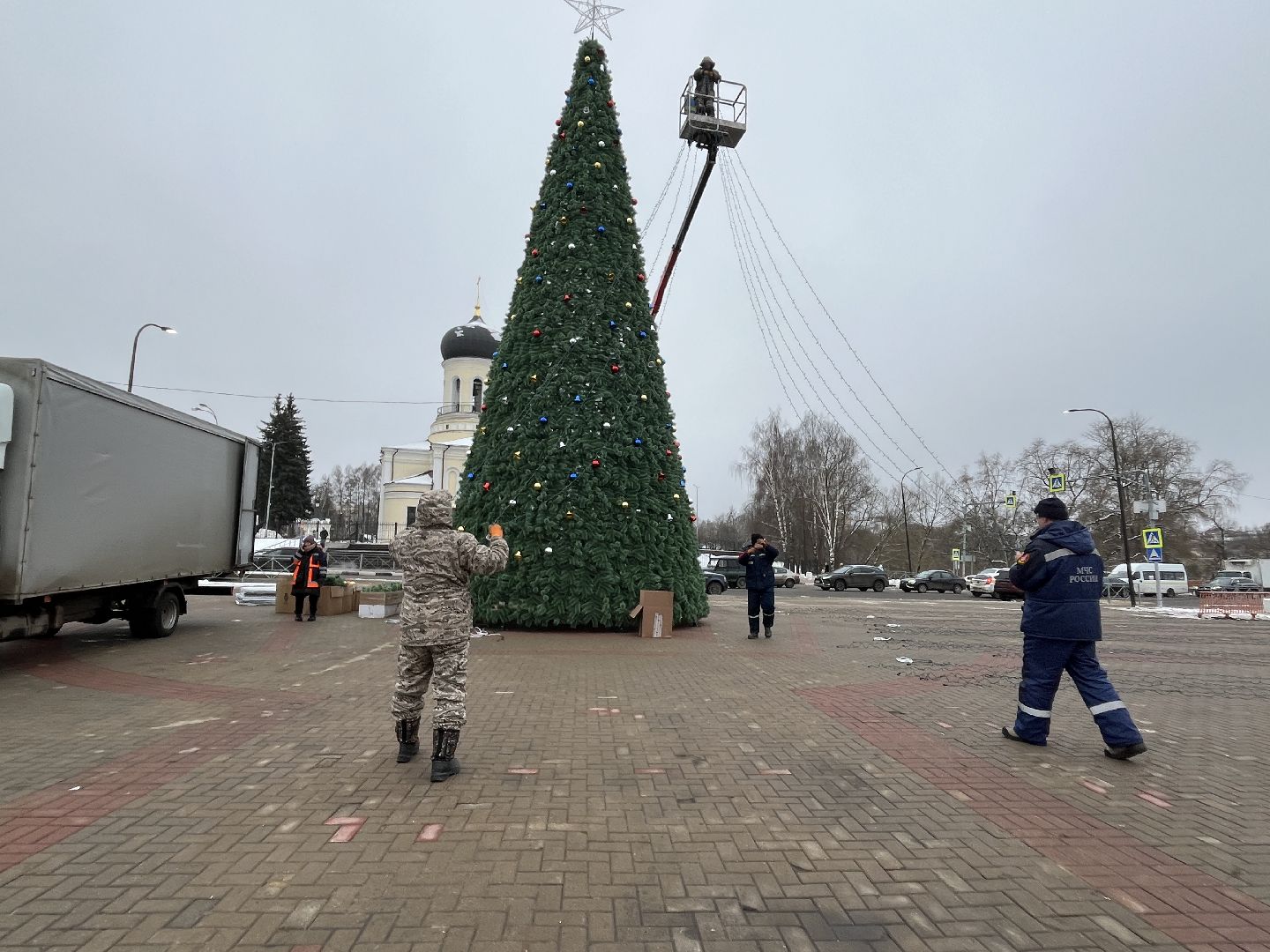 вертикальное видео, наро-фоминск, наро-фоминский городской округ, новый год, елка,вертикалка