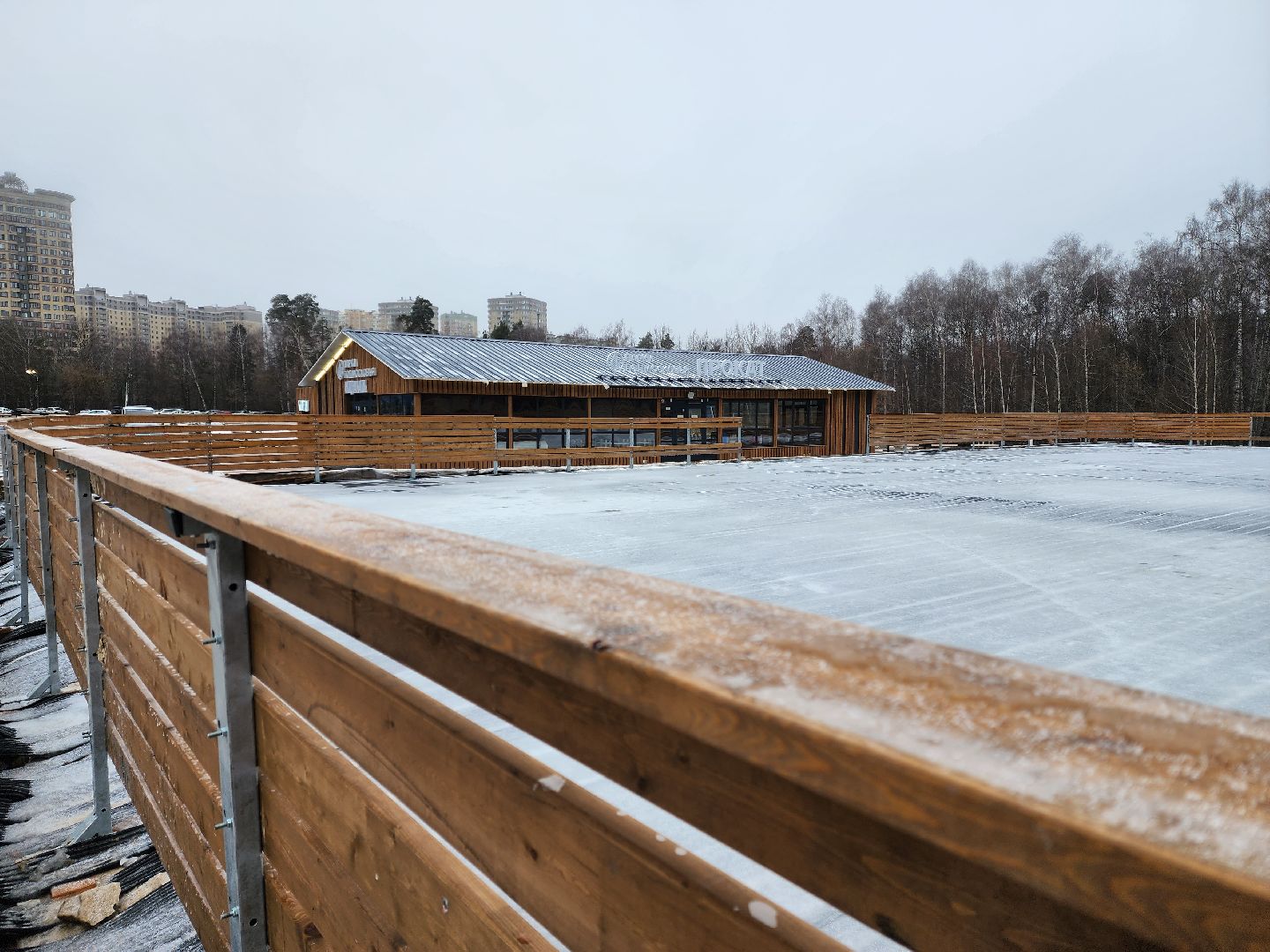 раменское, благоустройство, каток на парковке стадиона сатурн, вертикалка,