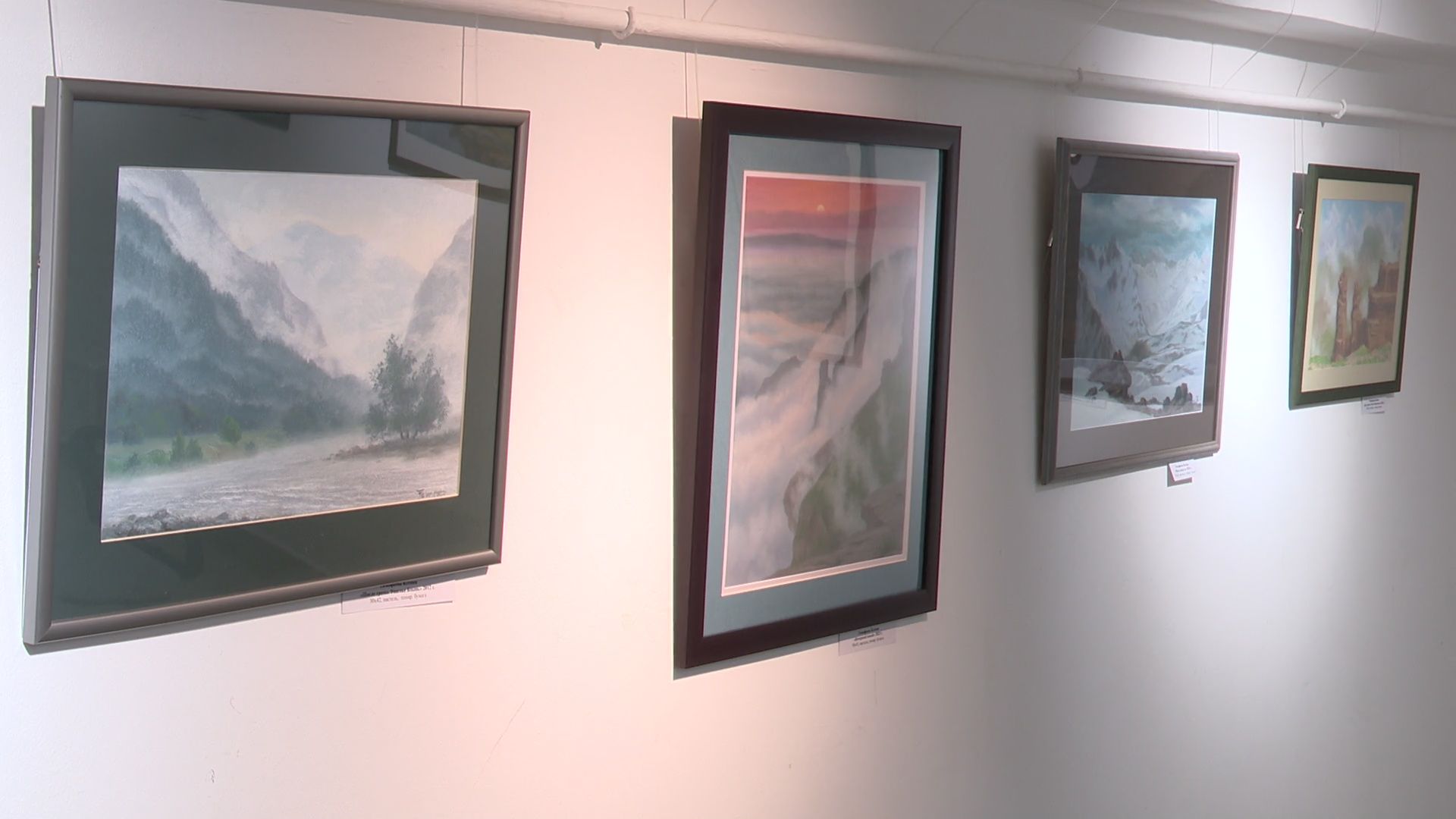 Реутов, вертикалки, культура, музей, выставка, картины, пейзаж, натюрмонт, Ксения Тимофеева, художник Тимофеева,