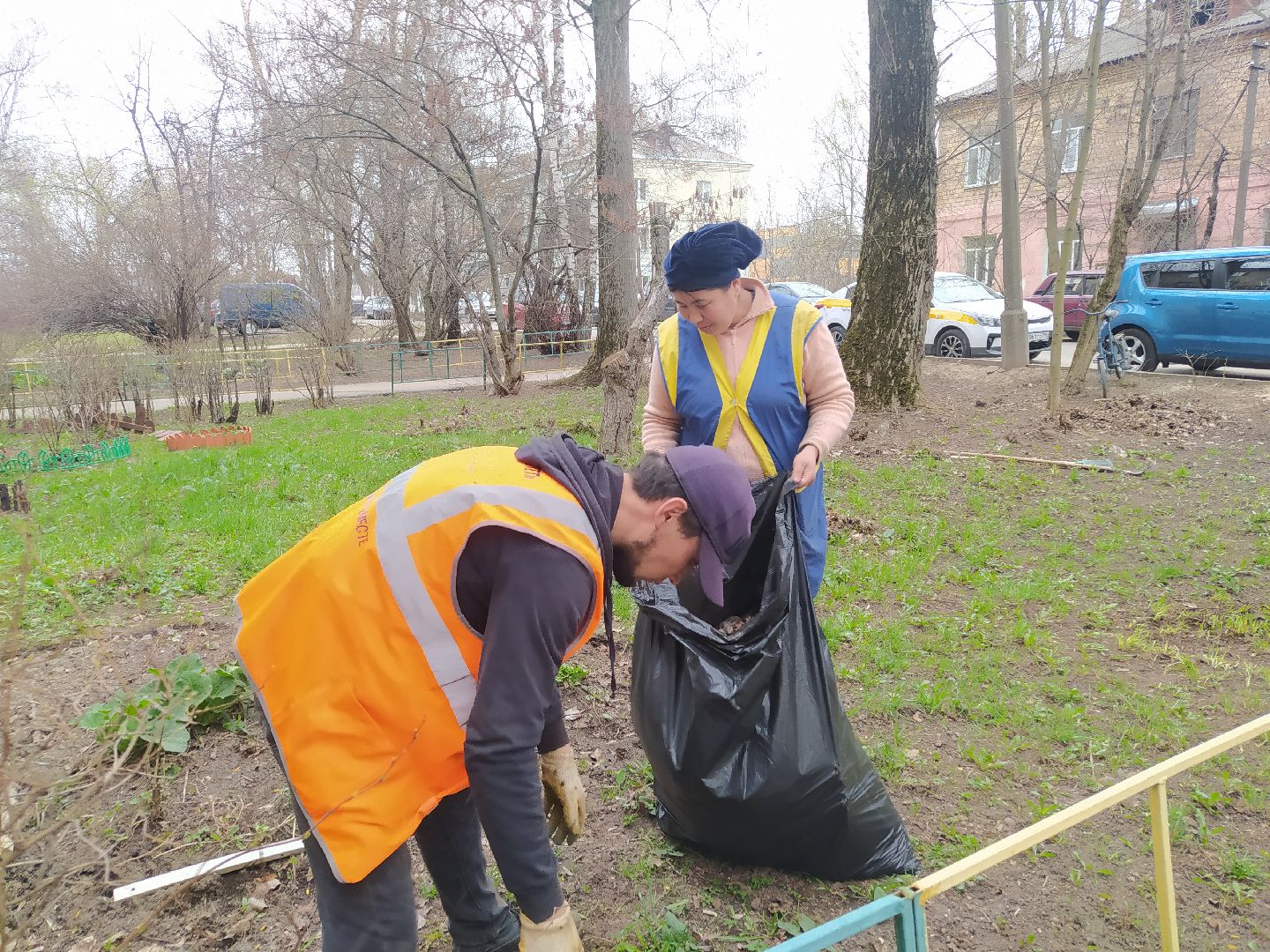 Благоустройство, придомовая территория, уборка, листва