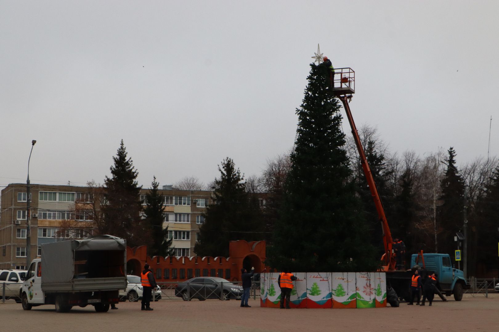 вертикалки, Серебряные Пруды, главная елка, площадь Чуйкова, новый год,